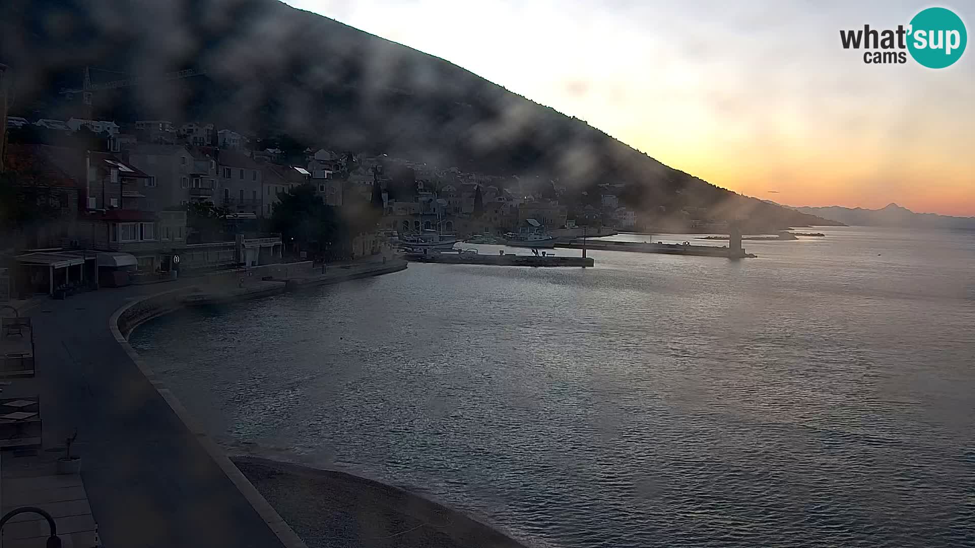 Webcam Bol Town Center & Marina – Live View from Bol, Brač
