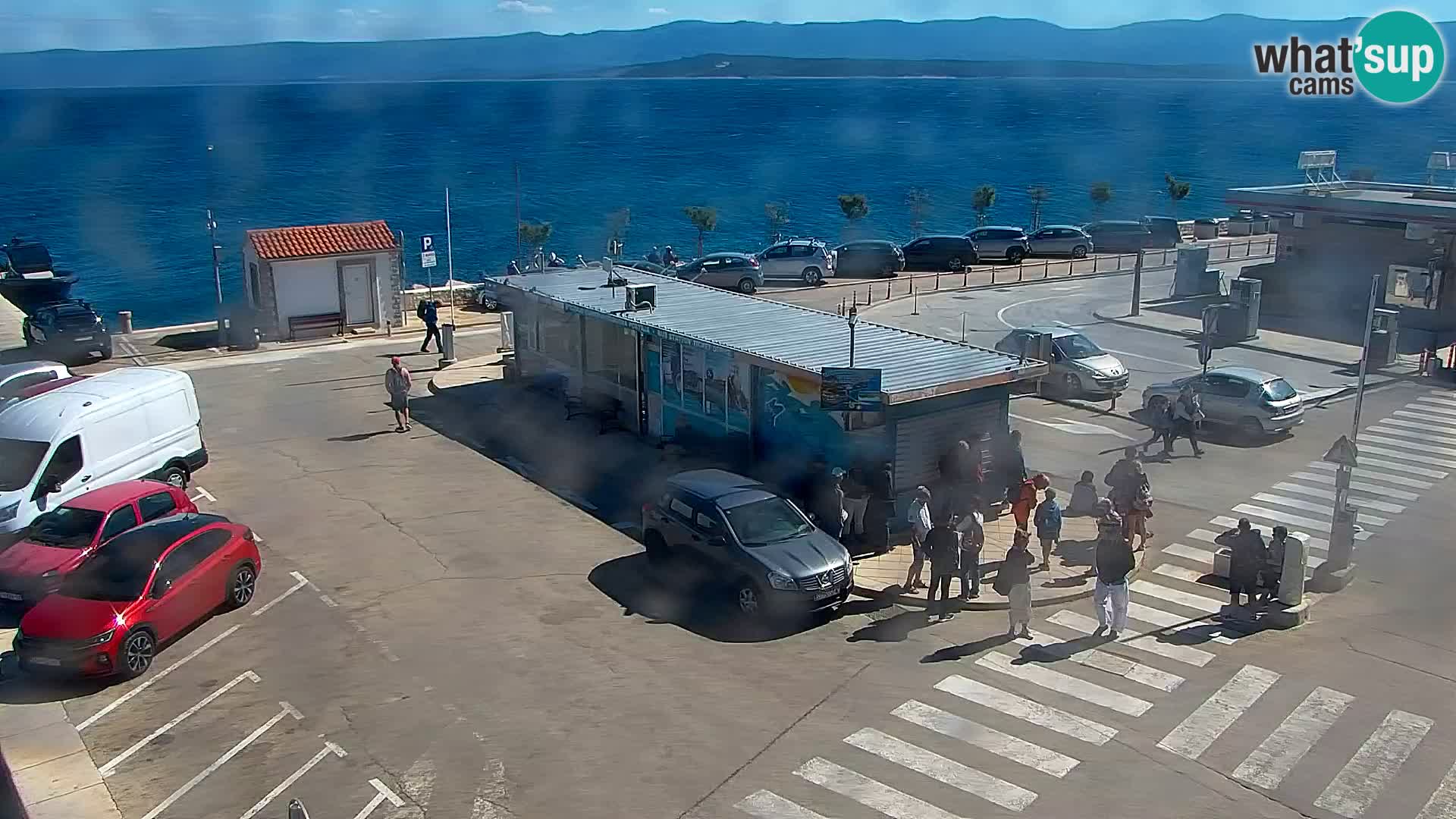 Webcam Bol Centro e Marina – Vista live dal porto di Bol