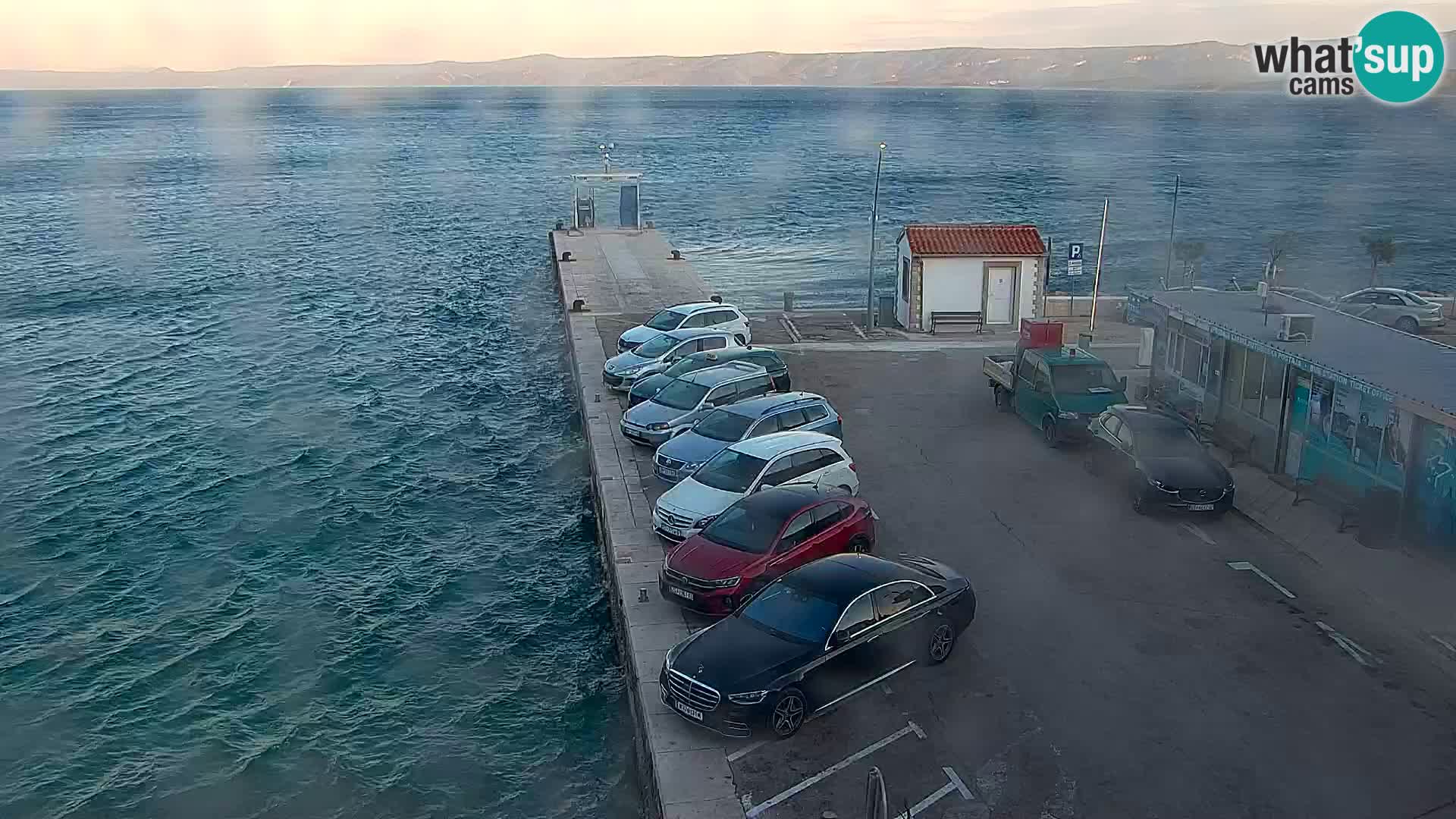 Webcam Bol Hafen & Ortszentrum – Liveblick aus Bol auf der Insel Brač