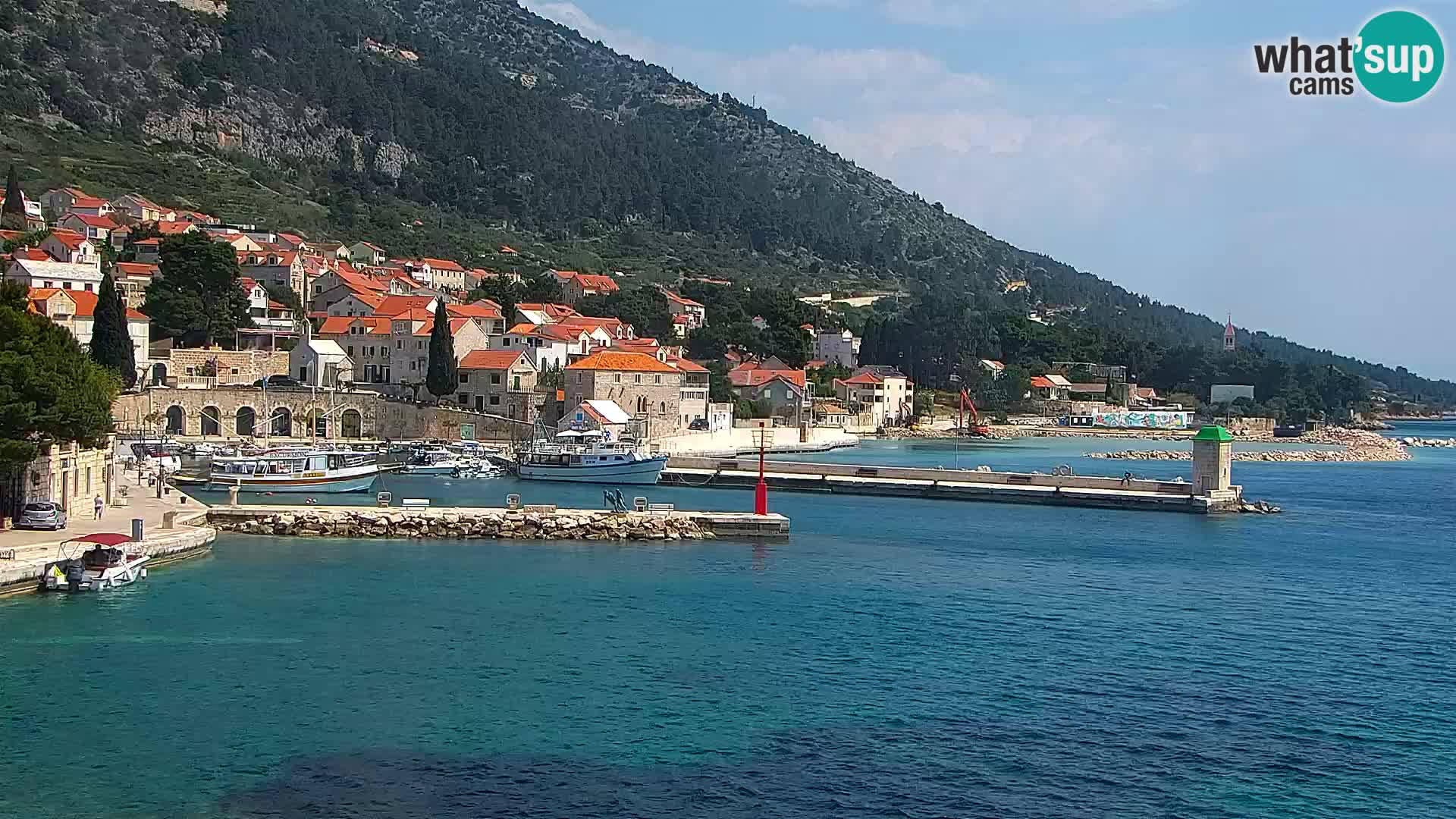 Webcam Bol Hafen & Ortszentrum – Liveblick aus Bol auf der Insel Brač