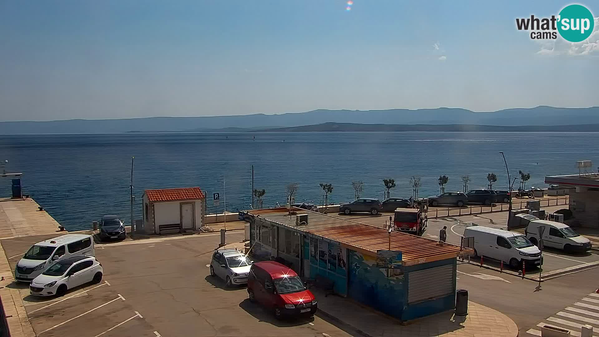 Webcam Bol Centro e Marina – Vista live dal porto di Bol