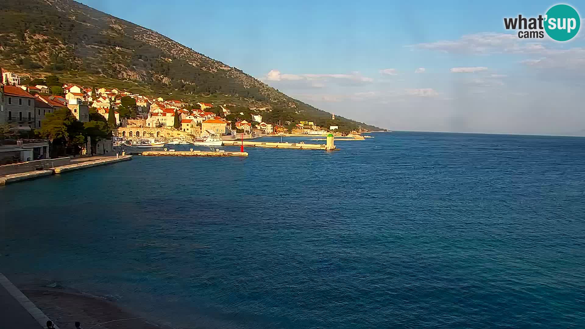 Webcam Bol Town Center & Marina – Live View from Bol, Brač
