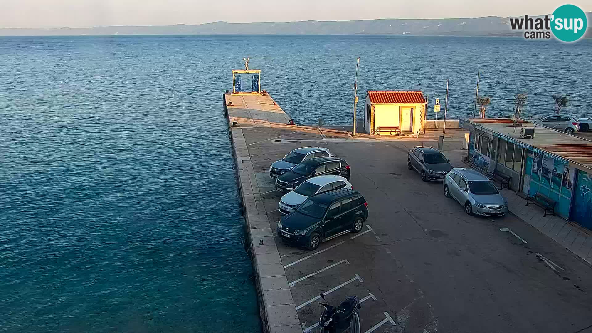 Webcam Bol Hafen & Ortszentrum – Liveblick aus Bol auf der Insel Brač