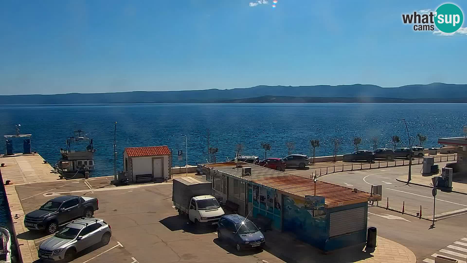 Webcam Bol Hafen & Ortszentrum – Liveblick aus Bol auf der Insel Brač