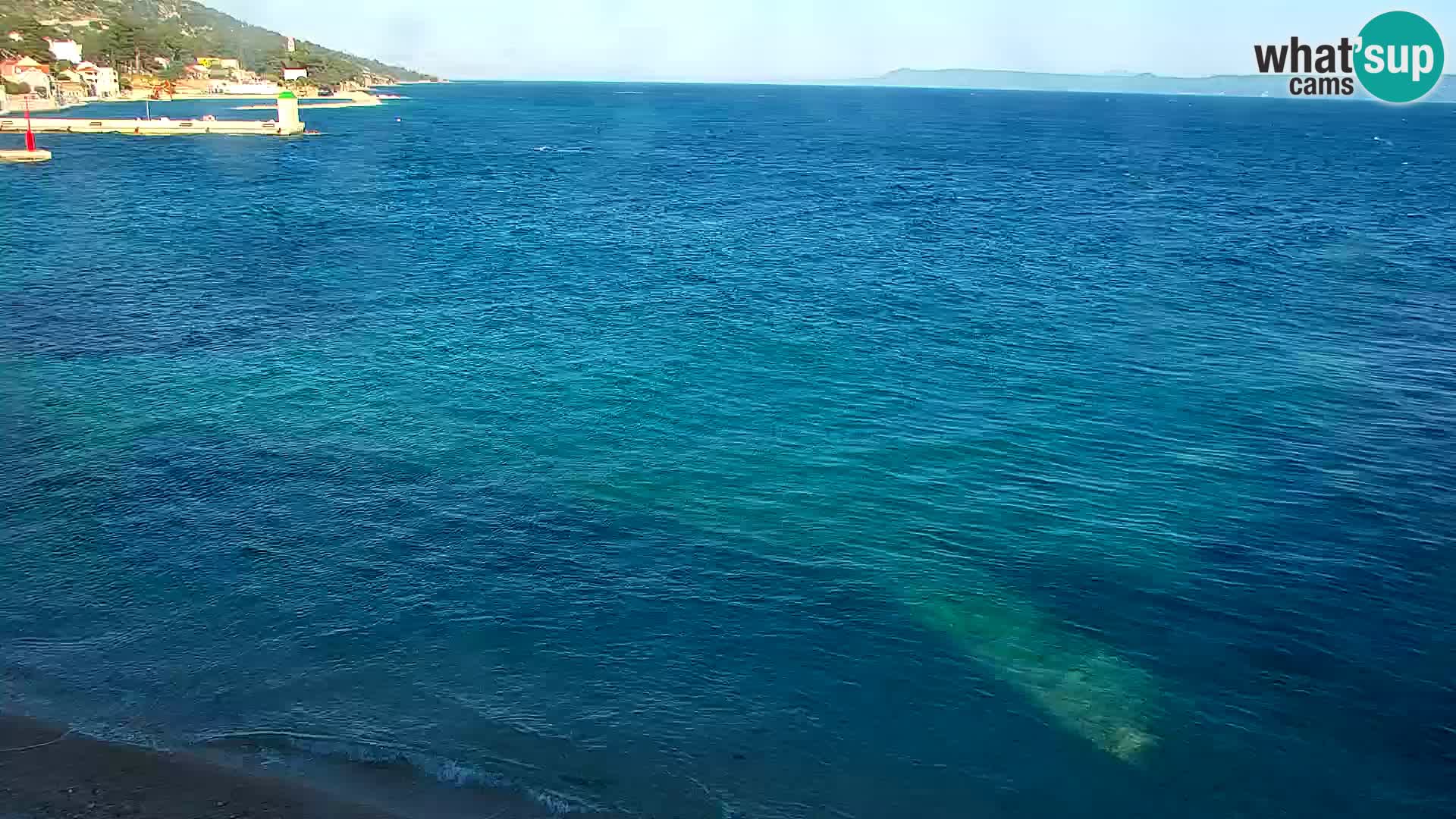 Web kamera Bol – Centar mjesta i marina | Pogled uživo