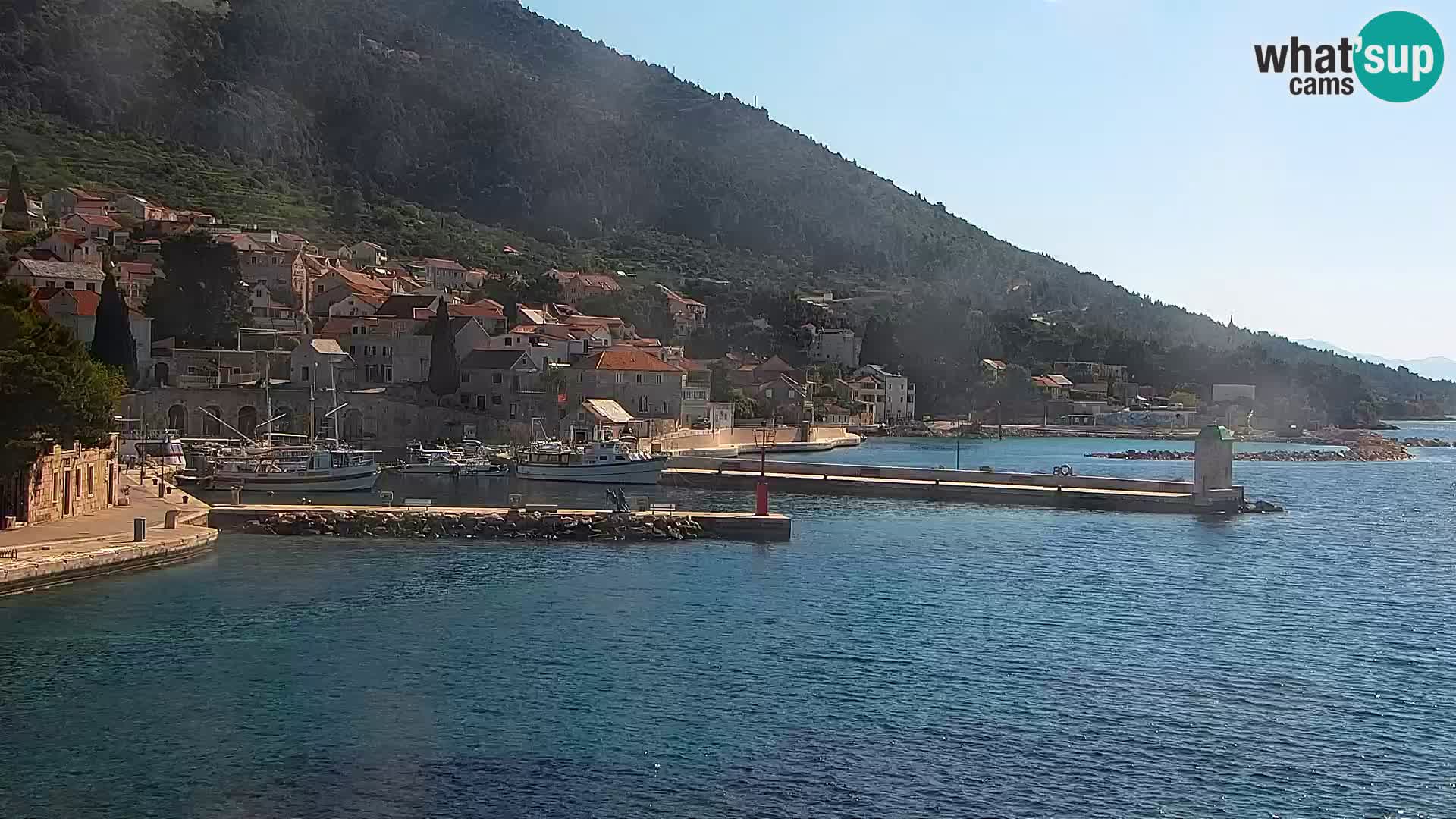 Webcam Bol Town Center & Marina – Live View from Bol, Brač