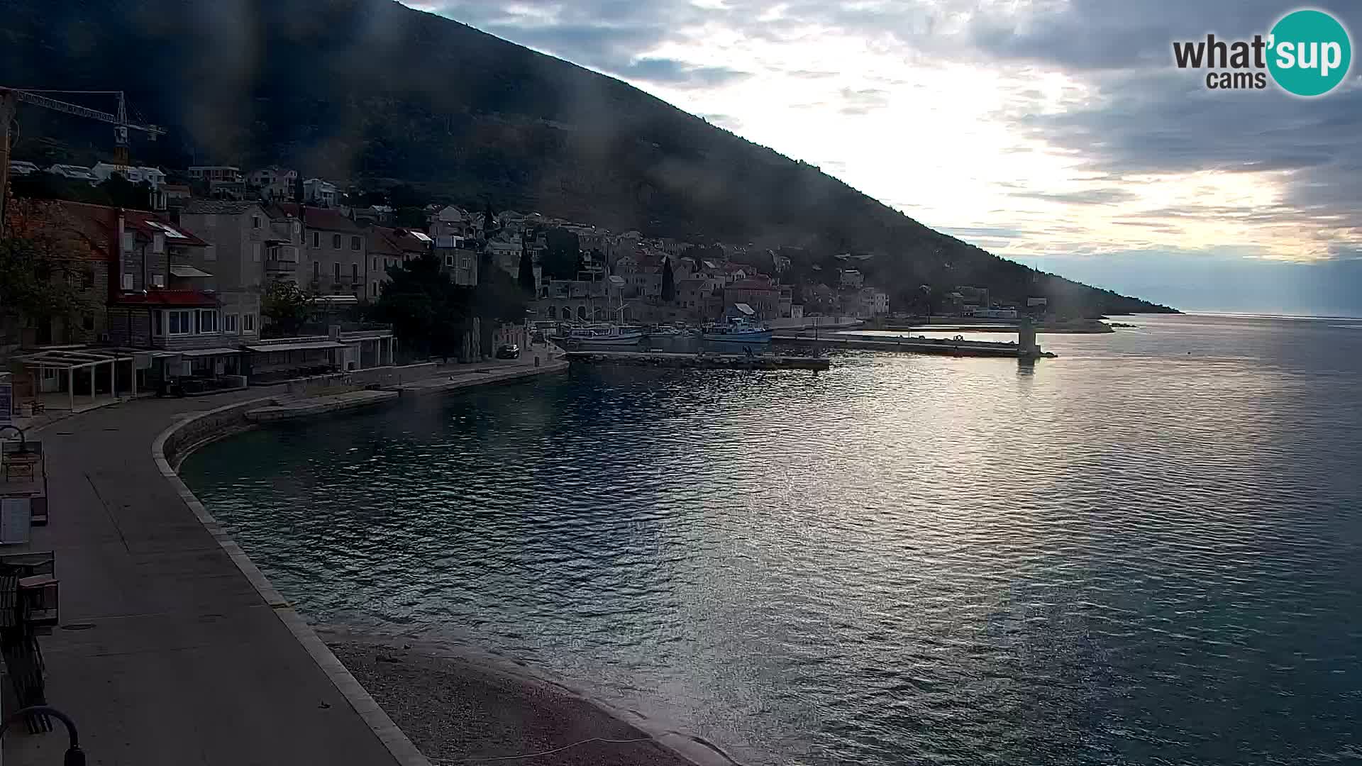 Webcam Bol Town Center & Marina – Live View from Bol, Brač