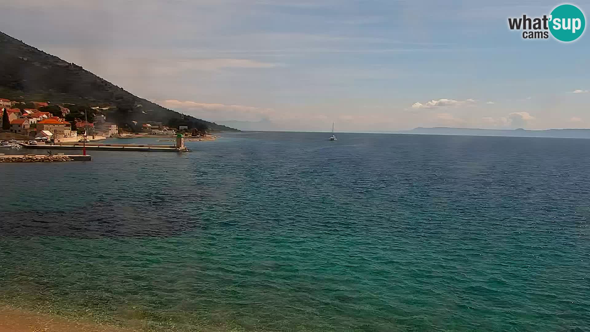 Webcam Bol Hafen & Ortszentrum – Liveblick aus Bol auf der Insel Brač