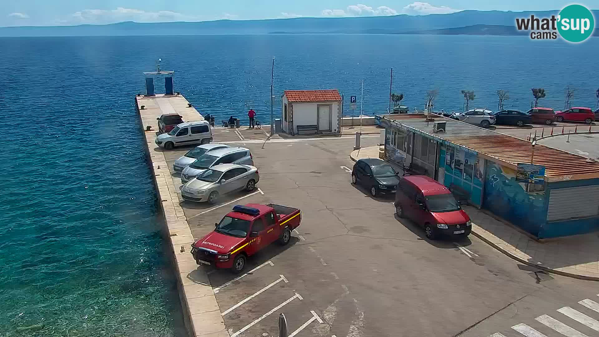 Webcam Bol Centro e Marina – Vista live dal porto di Bol