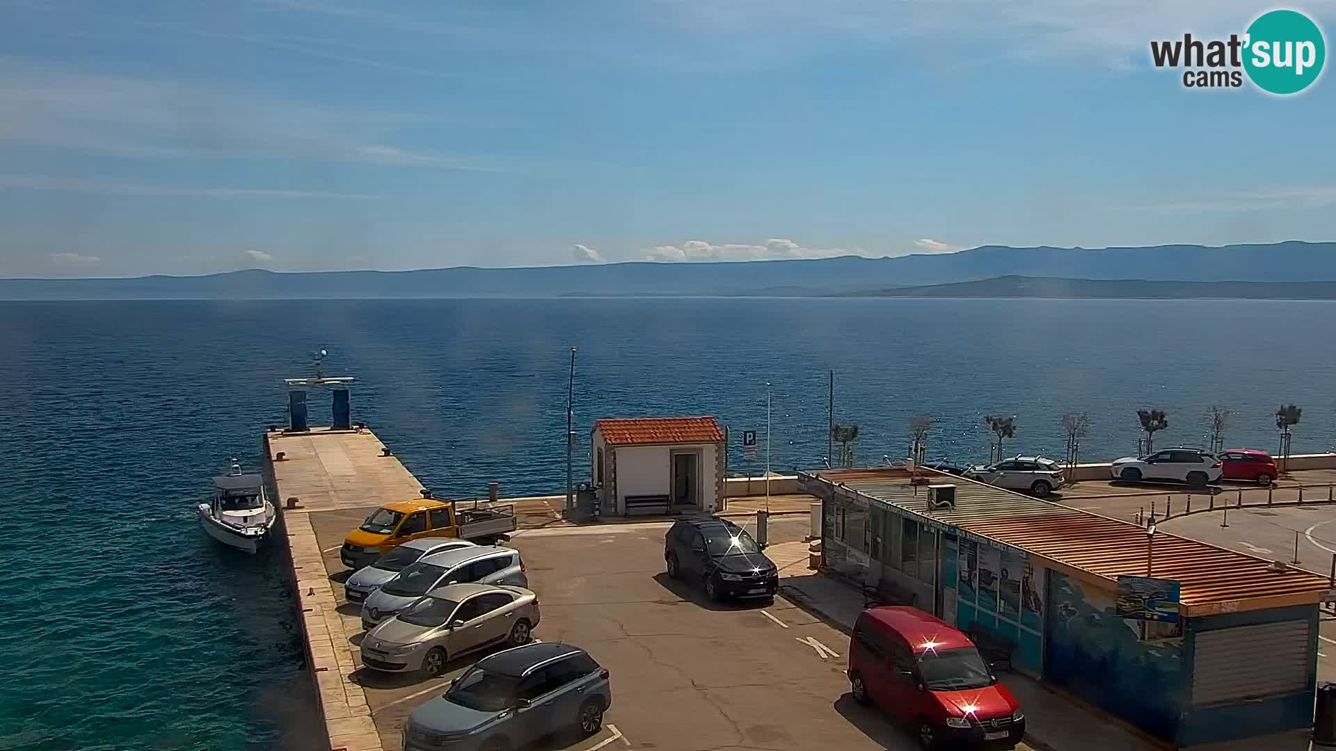 Webcam Bol Town Center & Marina – Live View from Bol, Brač