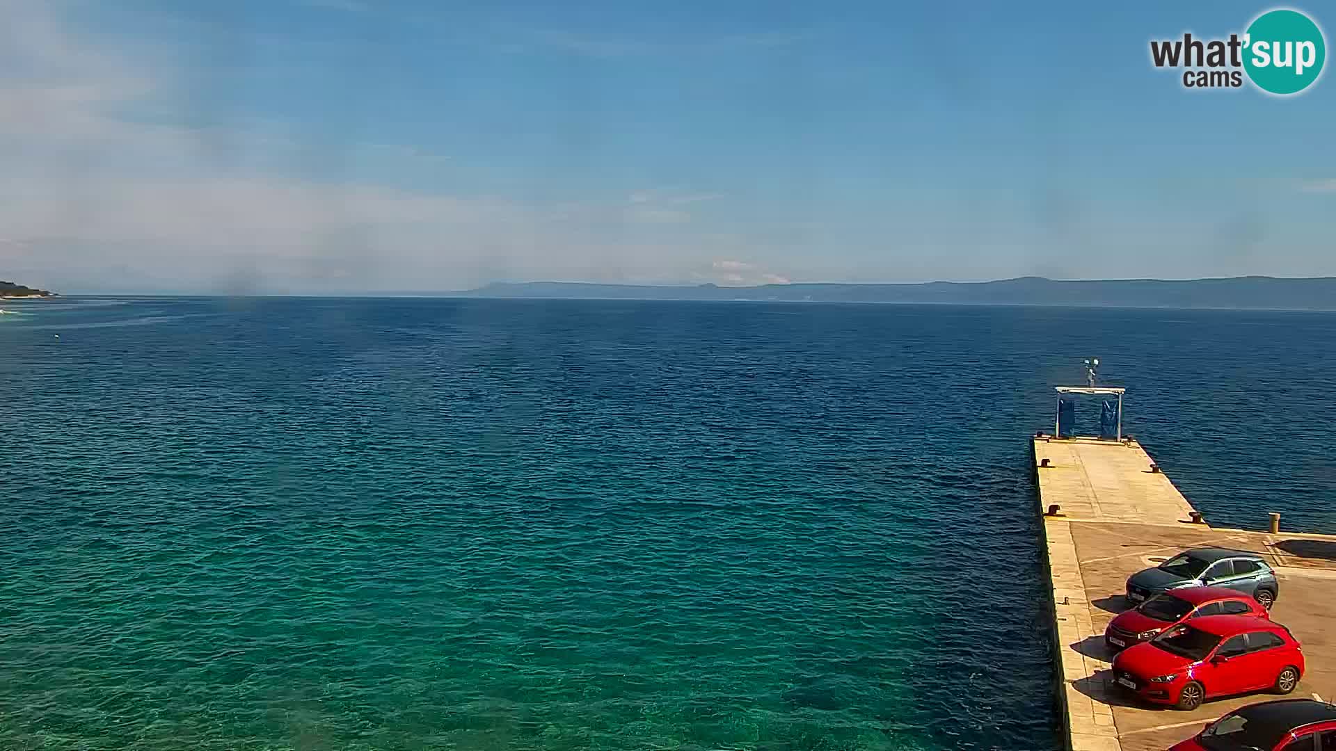 Web kamera Bol – Centar mjesta i marina | Pogled uživo