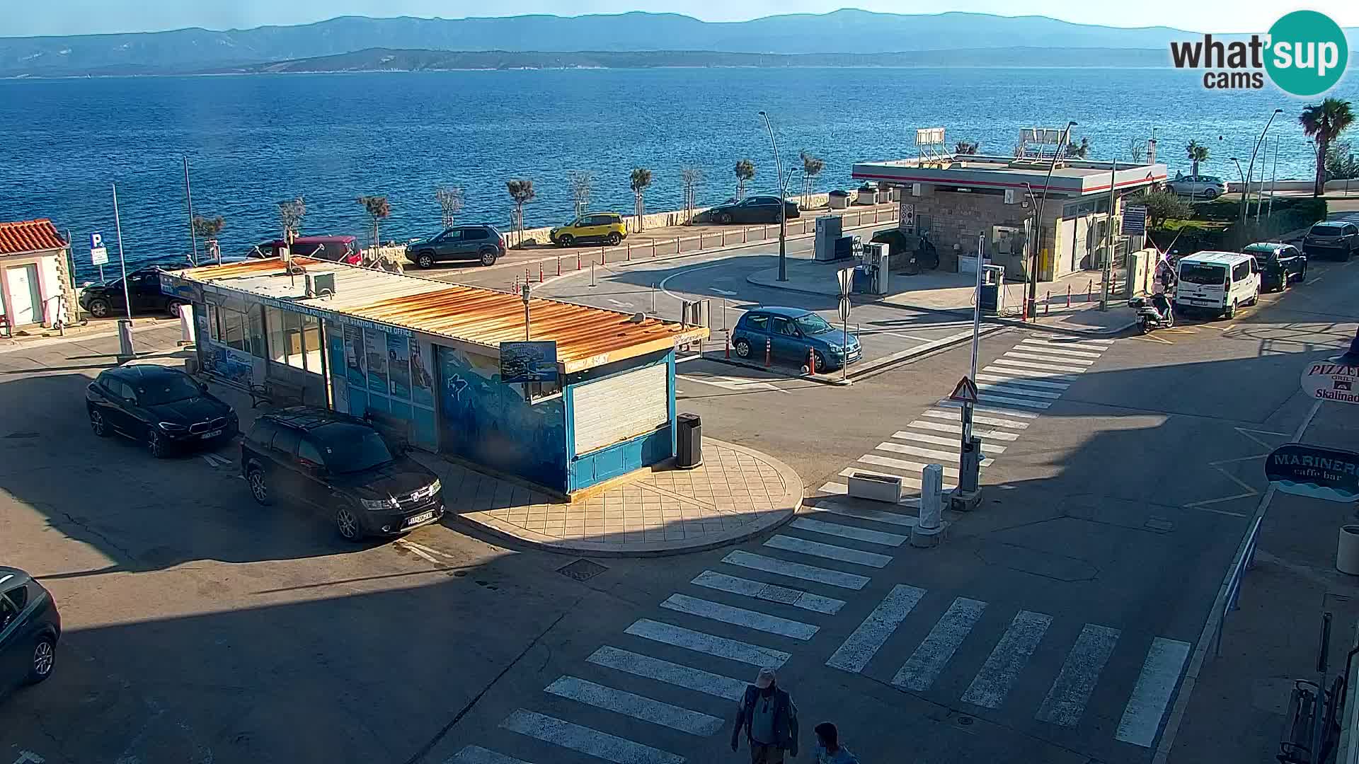 Webcam Bol Centro e Marina – Vista live dal porto di Bol