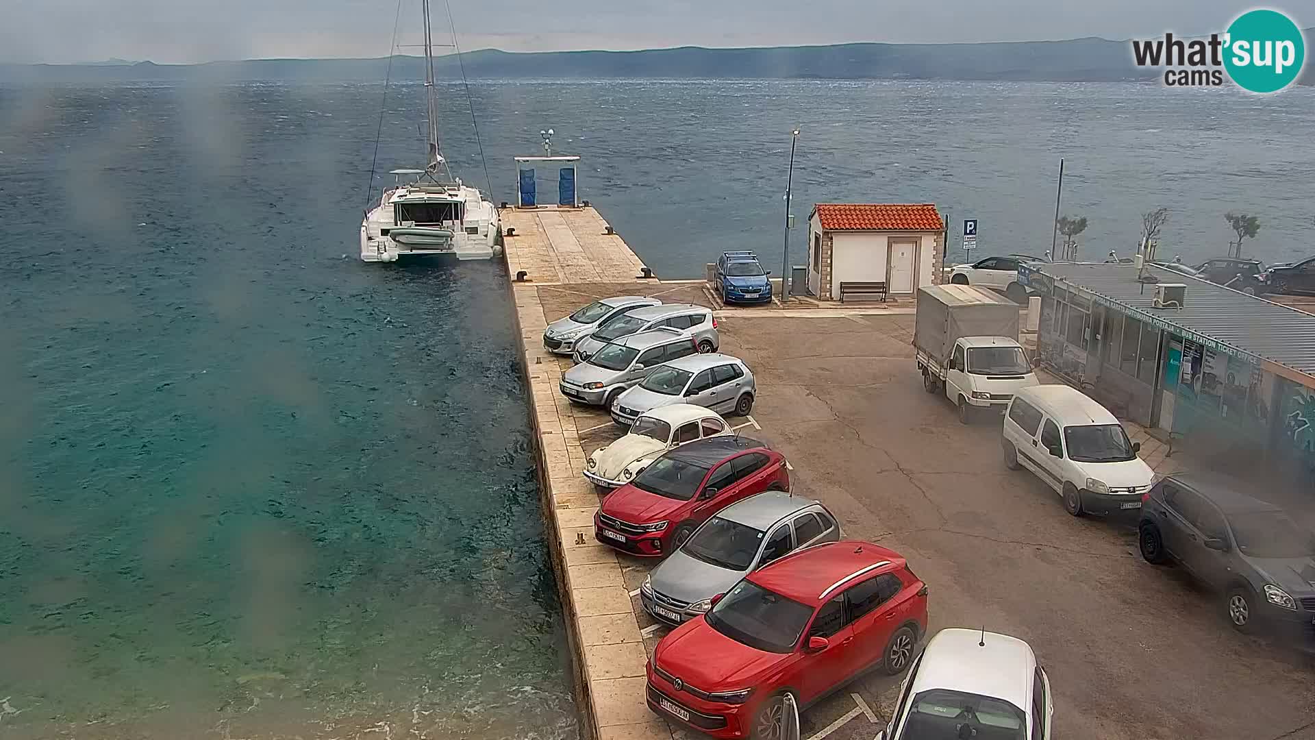 Webcam Bol Hafen & Ortszentrum – Liveblick aus Bol auf der Insel Brač