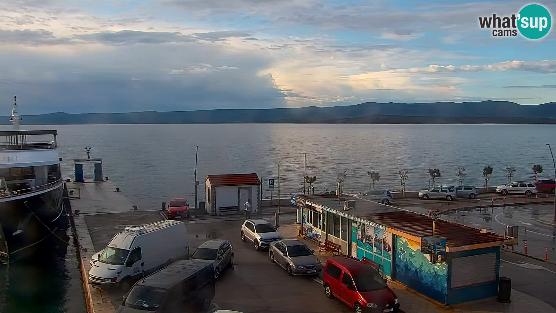 Webcam Bol Hafen & Ortszentrum – Liveblick aus Bol auf der Insel Brač