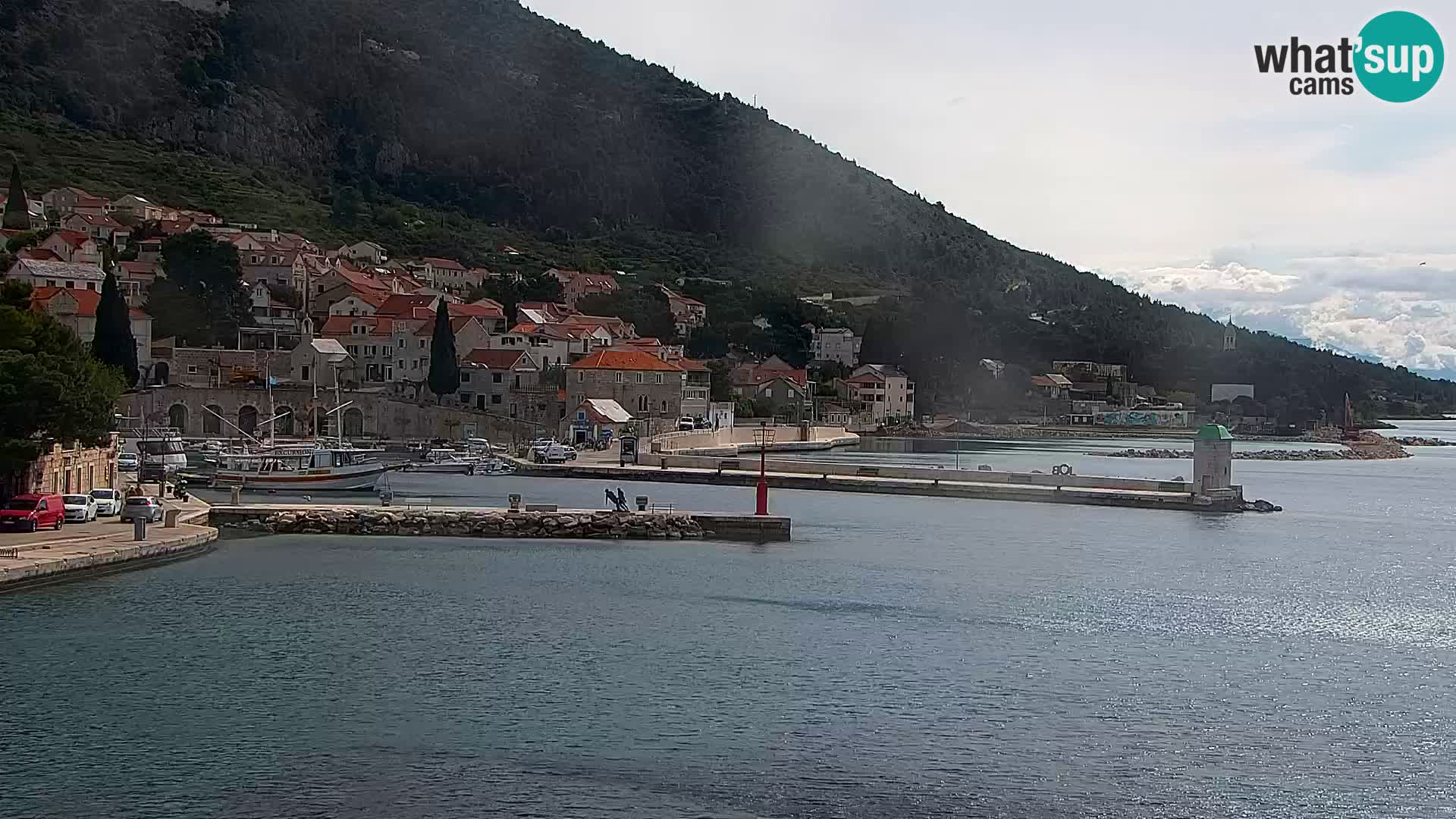 Webcam Bol Town Center & Marina – Live View from Bol, Brač