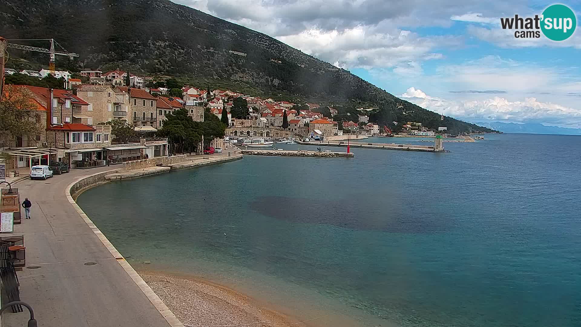 Webcam Bol Centro e Marina – Vista live dal porto di Bol