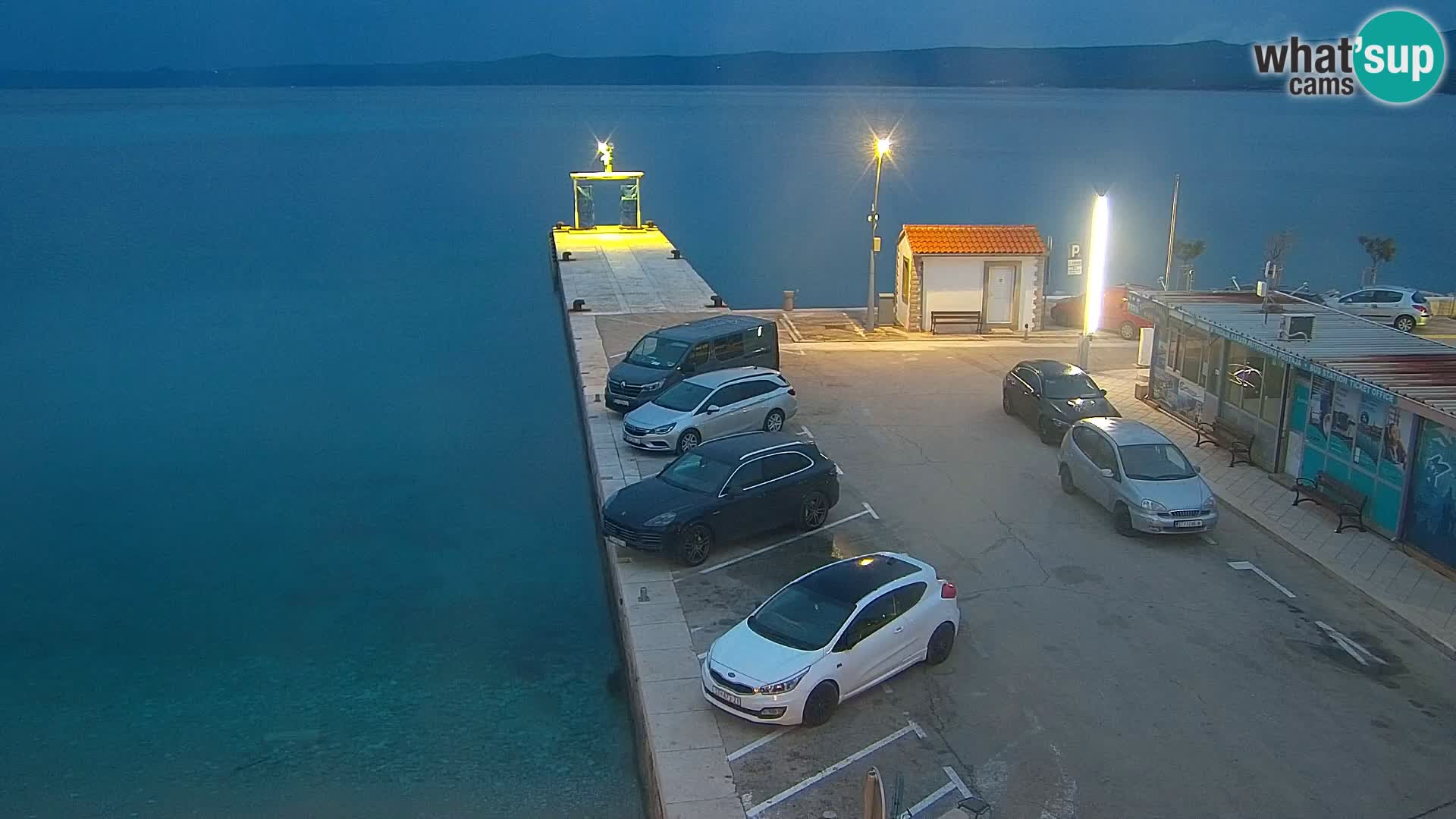 Webcam Bol Hafen & Ortszentrum – Liveblick aus Bol auf der Insel Brač