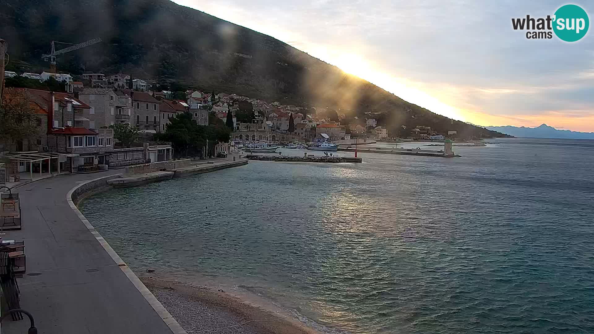Webcam Bol Town Center & Marina – Live View from Bol, Brač