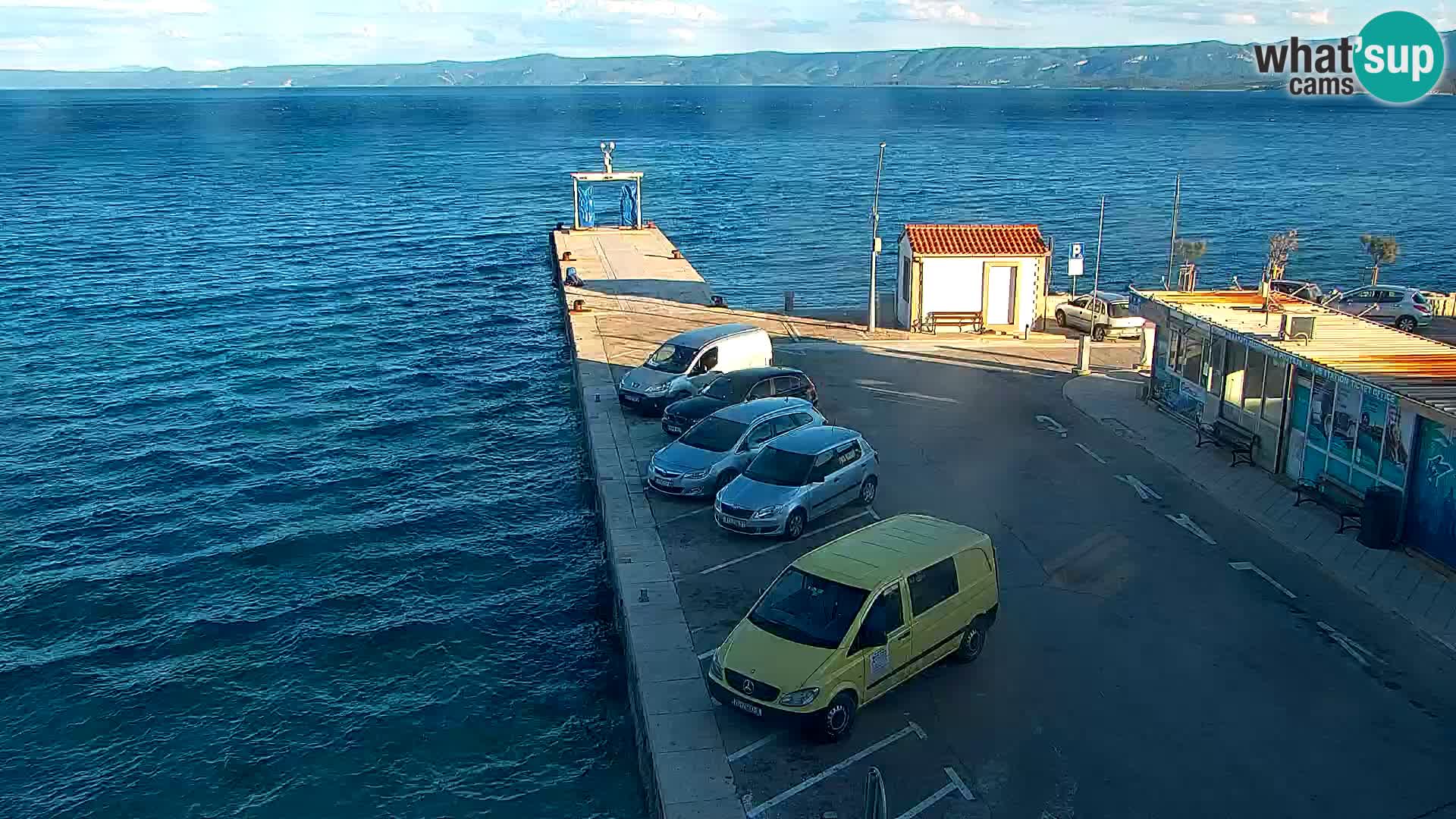 Webcam Bol Hafen & Ortszentrum – Liveblick aus Bol auf der Insel Brač