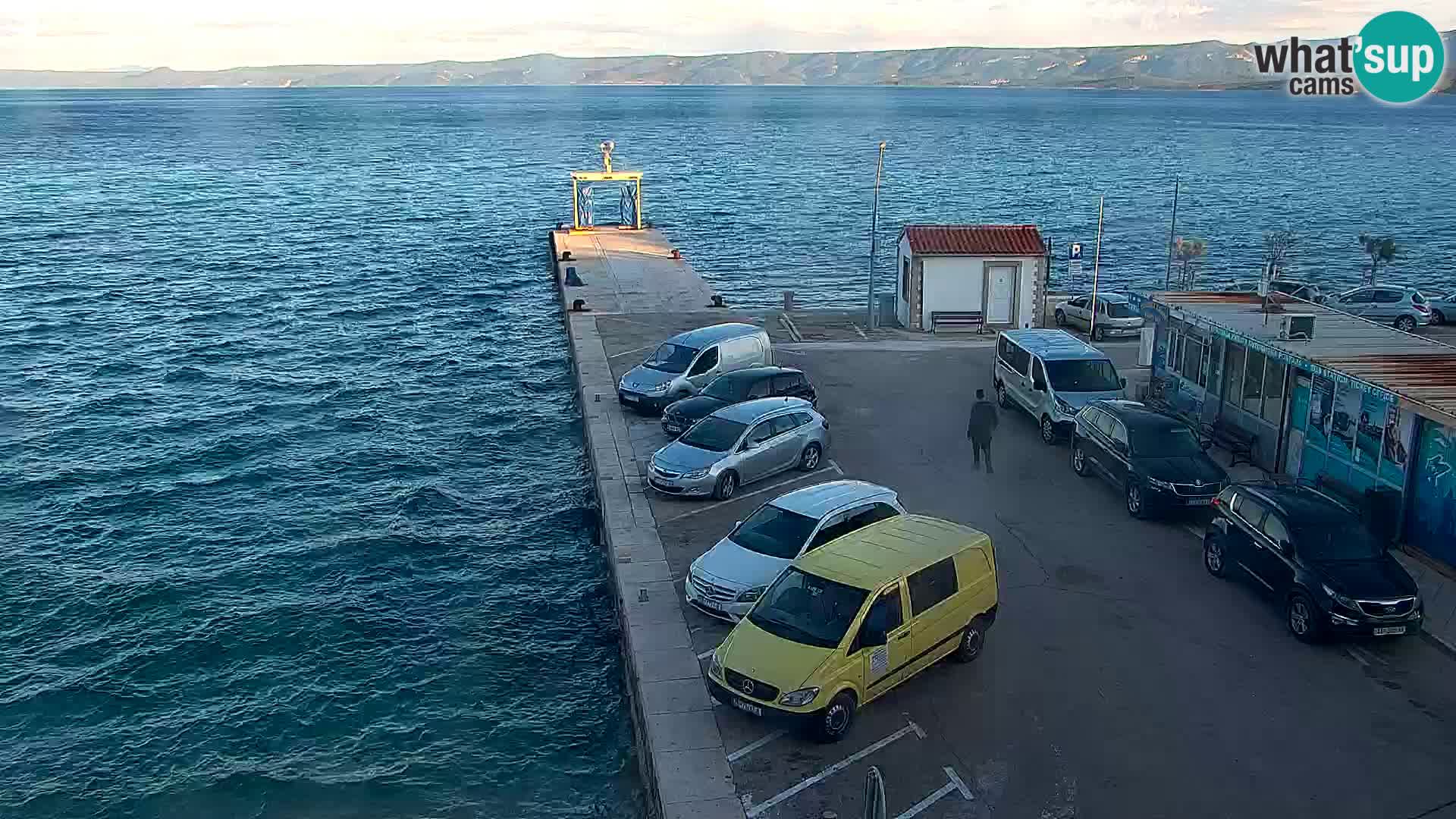 Webcam Bol Hafen & Ortszentrum – Liveblick aus Bol auf der Insel Brač