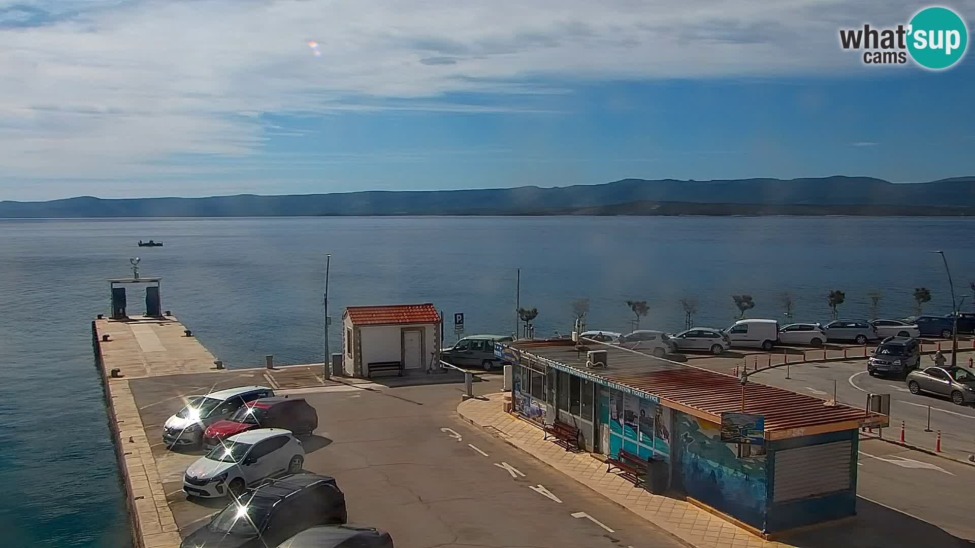 Webcam Bol Hafen & Ortszentrum – Liveblick aus Bol auf der Insel Brač