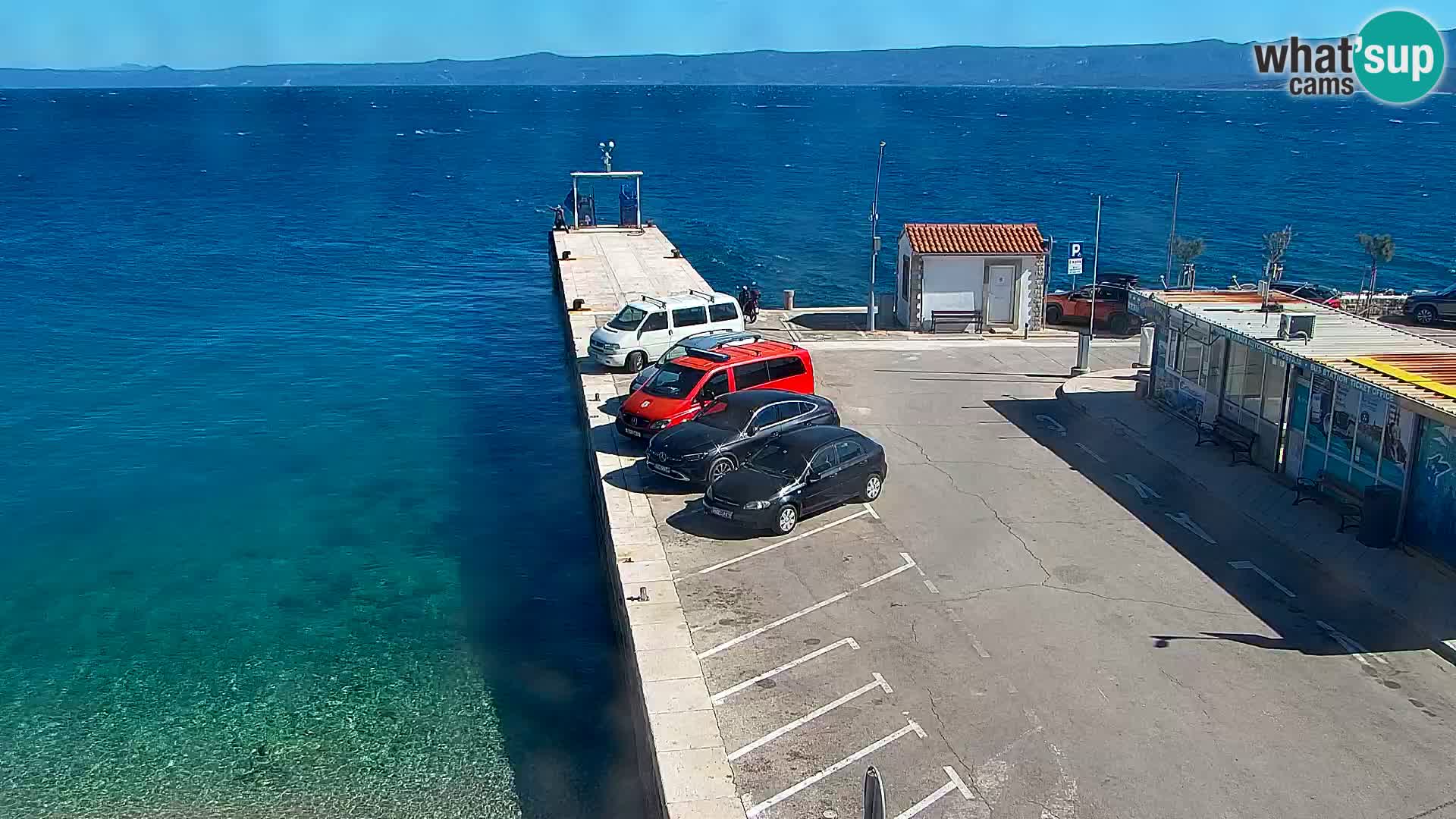 Webcam Bol Centro e Marina – Vista live dal porto di Bol