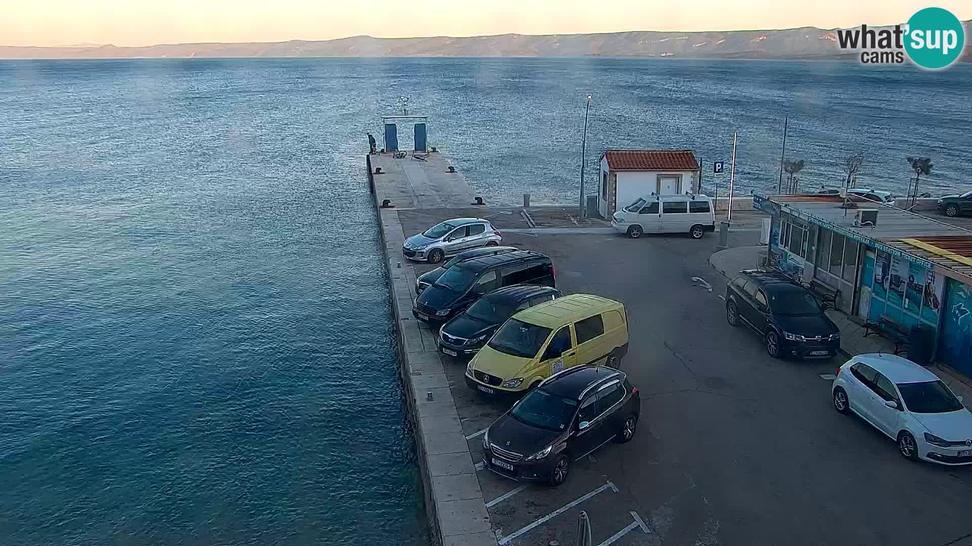 Webcam Bol Hafen & Ortszentrum – Liveblick aus Bol auf der Insel Brač