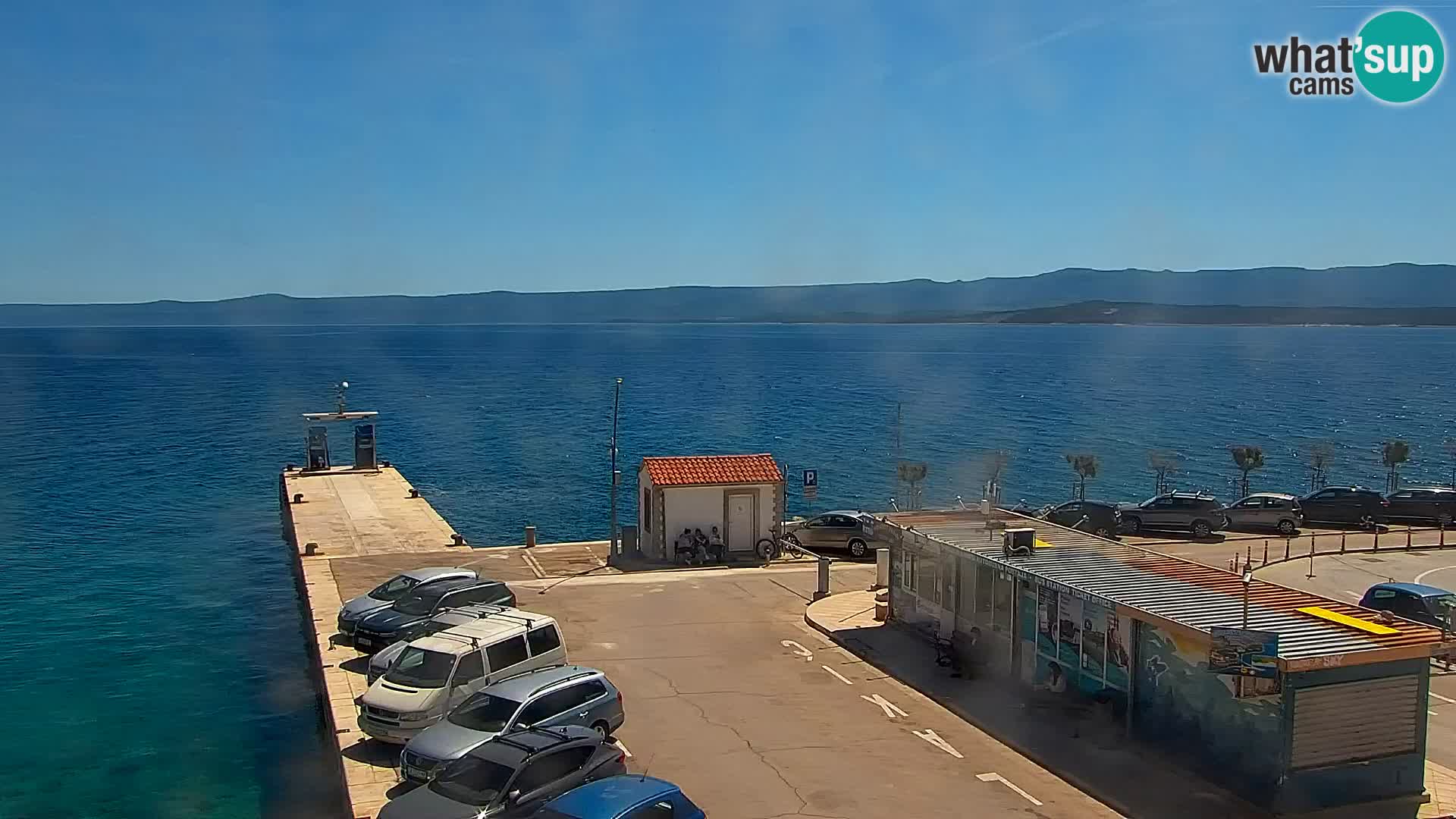 Webcam Bol Centro e Marina – Vista live dal porto di Bol