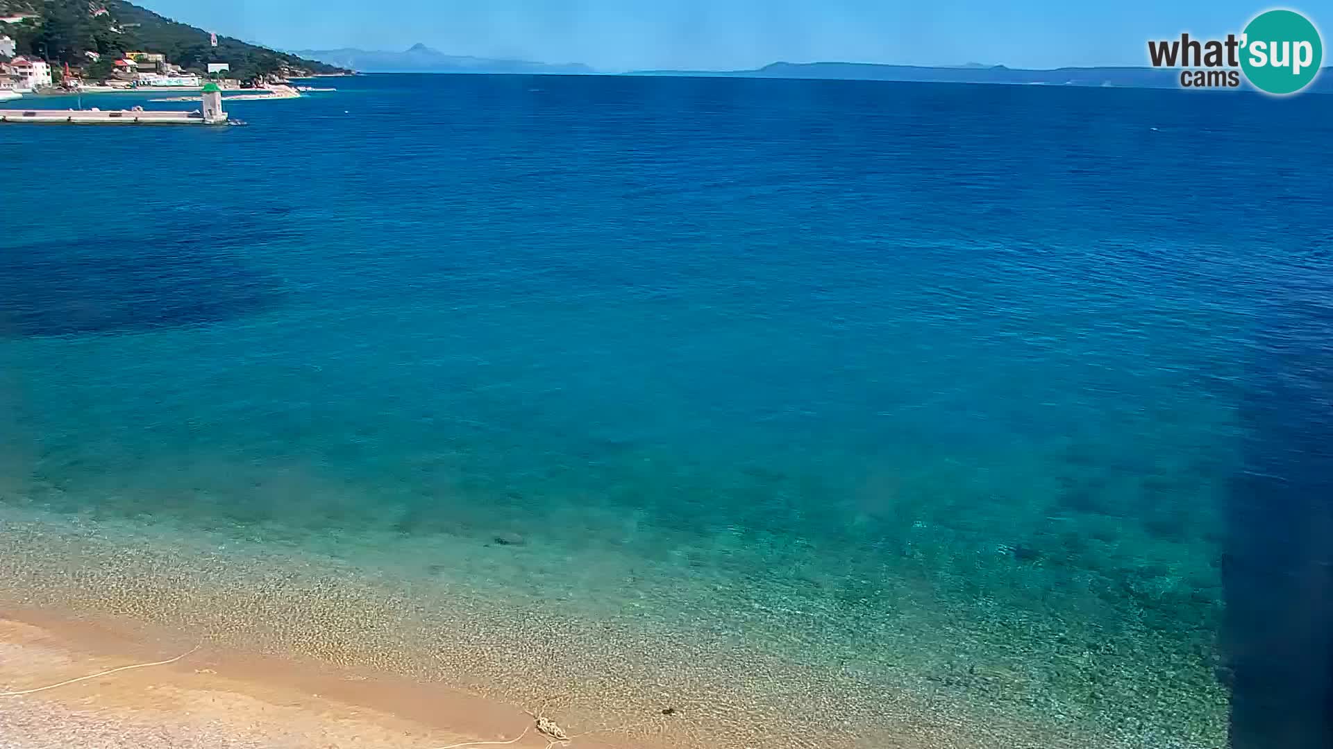 Web kamera Bol – Centar mjesta i marina | Pogled uživo