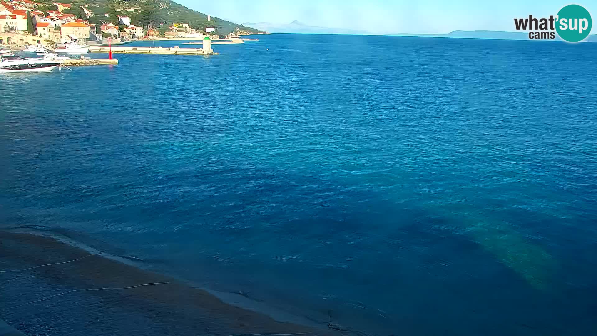 Webcam Bol Hafen & Ortszentrum – Liveblick aus Bol auf der Insel Brač