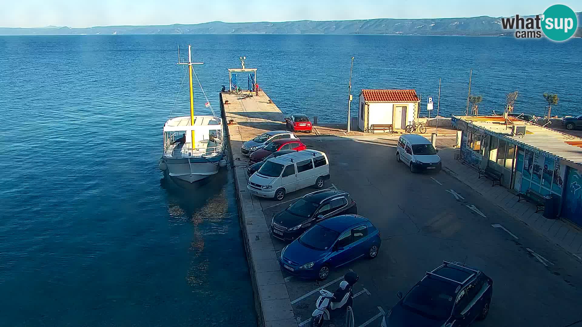 Webcam Bol centre-ville & marina – Vue en direct depuis Bol, île de Brač