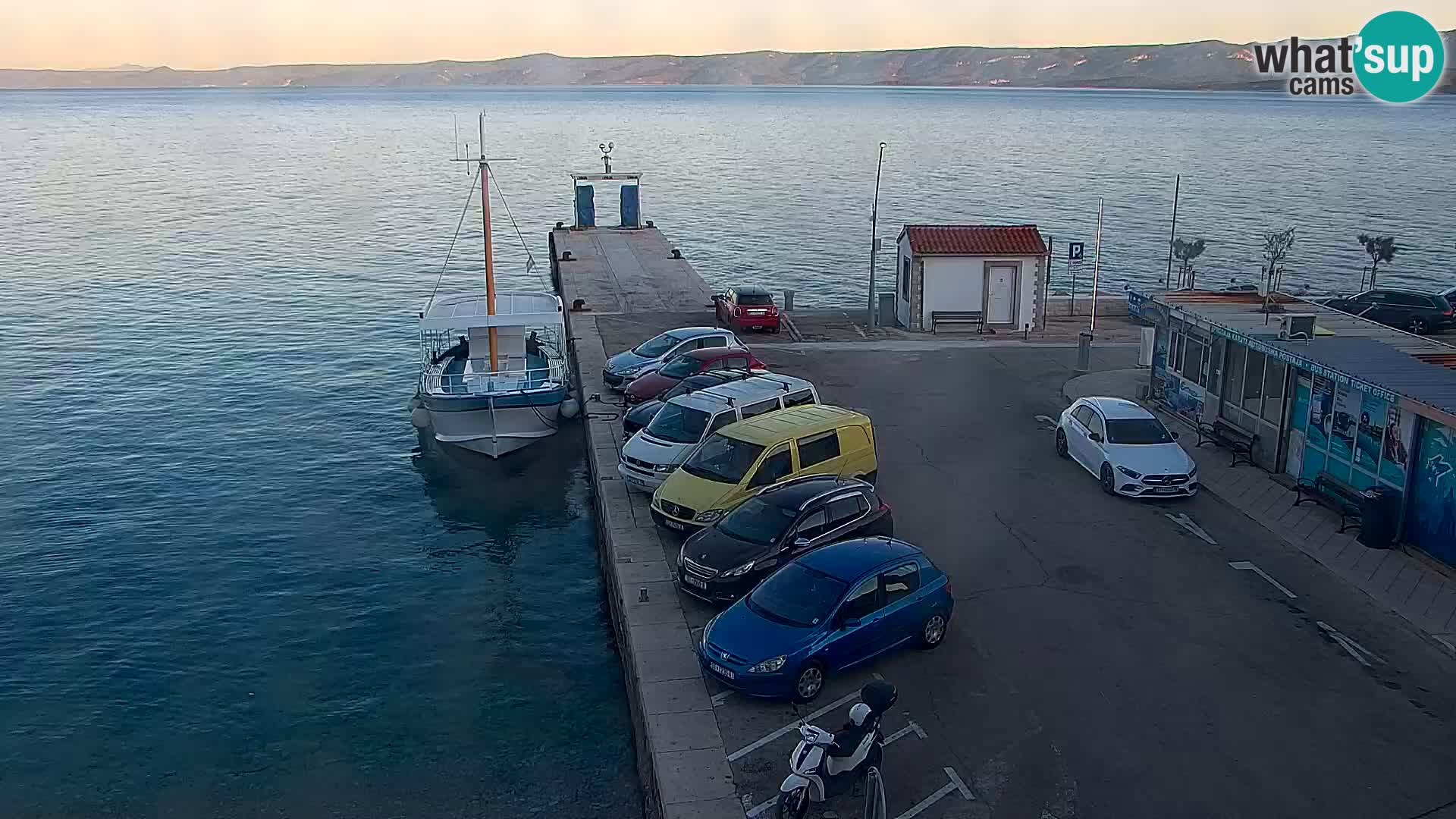 Webcam Bol centre-ville & marina – Vue en direct depuis Bol, île de Brač