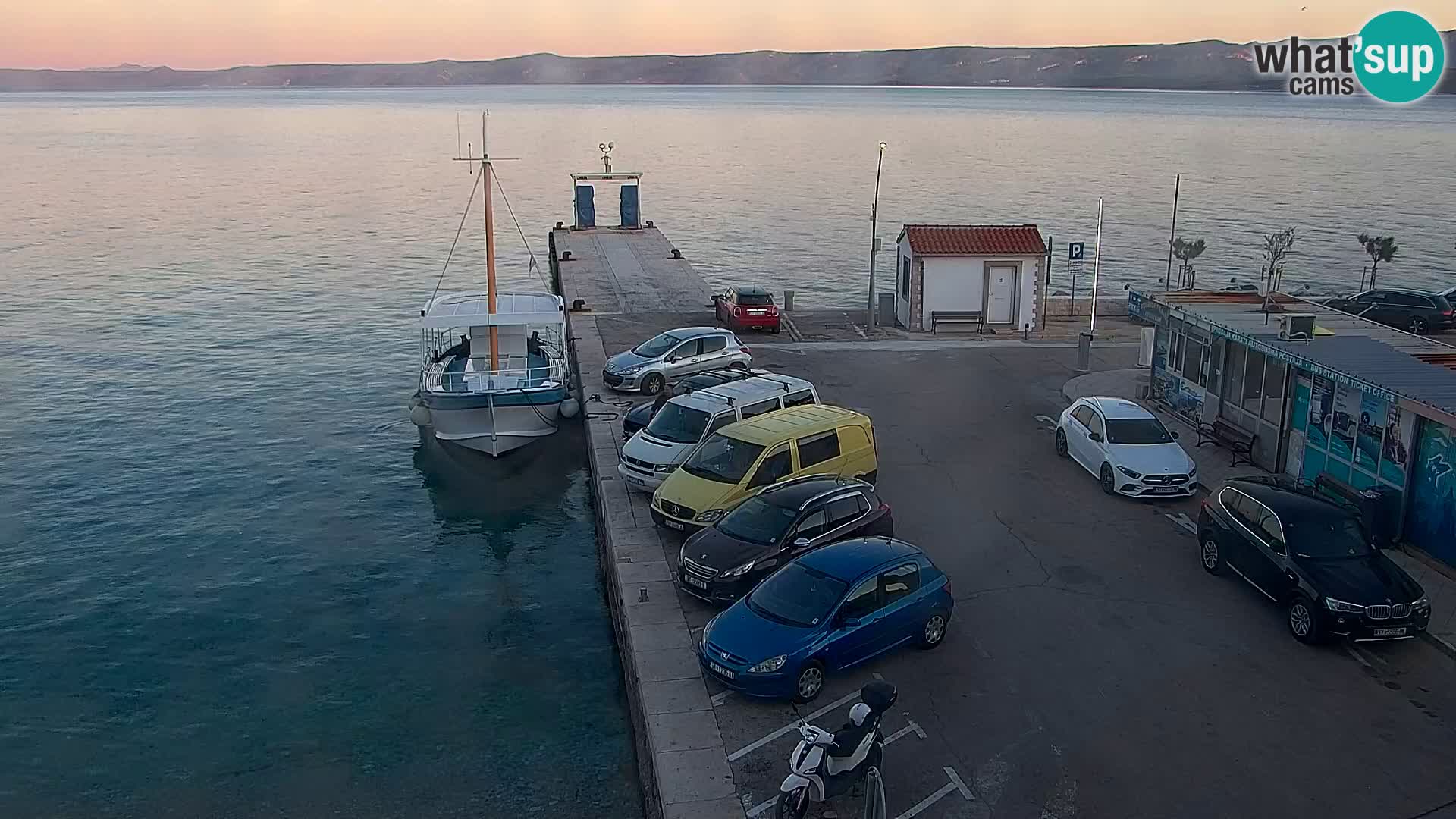 Webcam Bol centre-ville & marina – Vue en direct depuis Bol, île de Brač