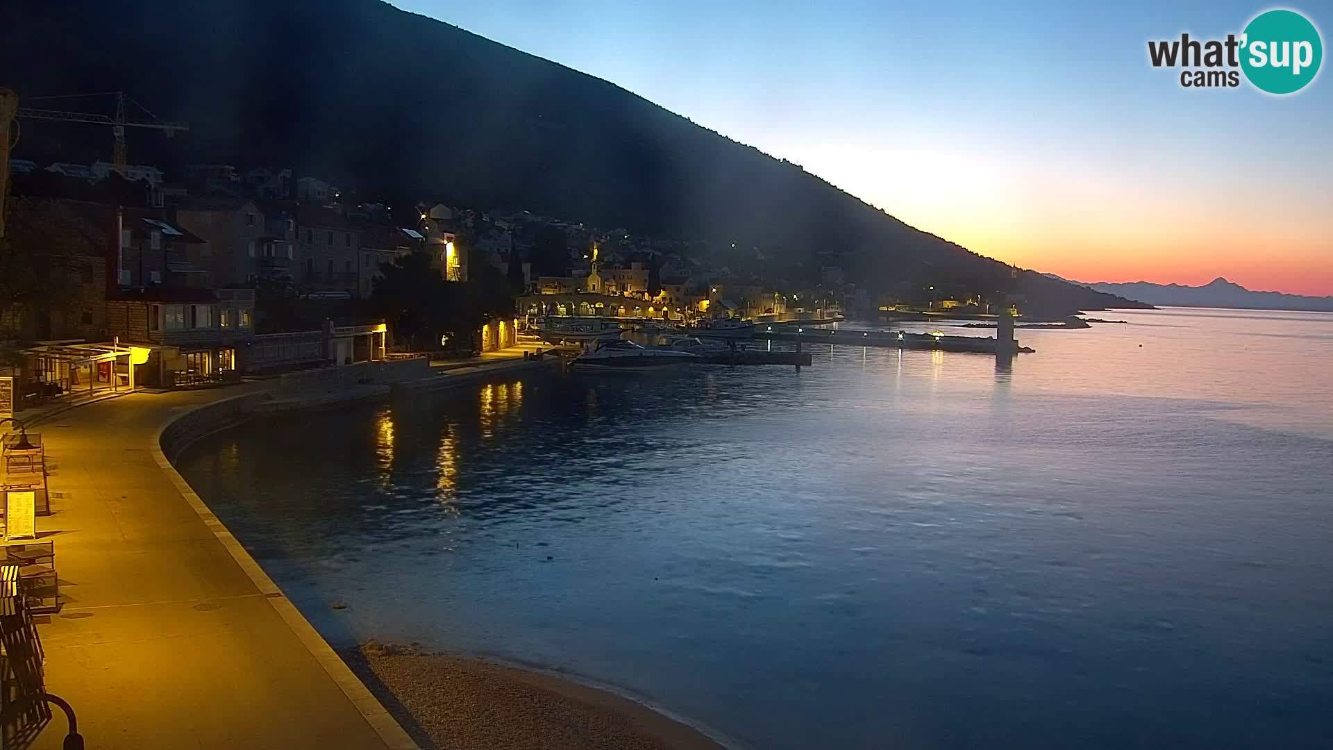 Webcam Bol Town Center & Marina – Live View from Bol, Brač
