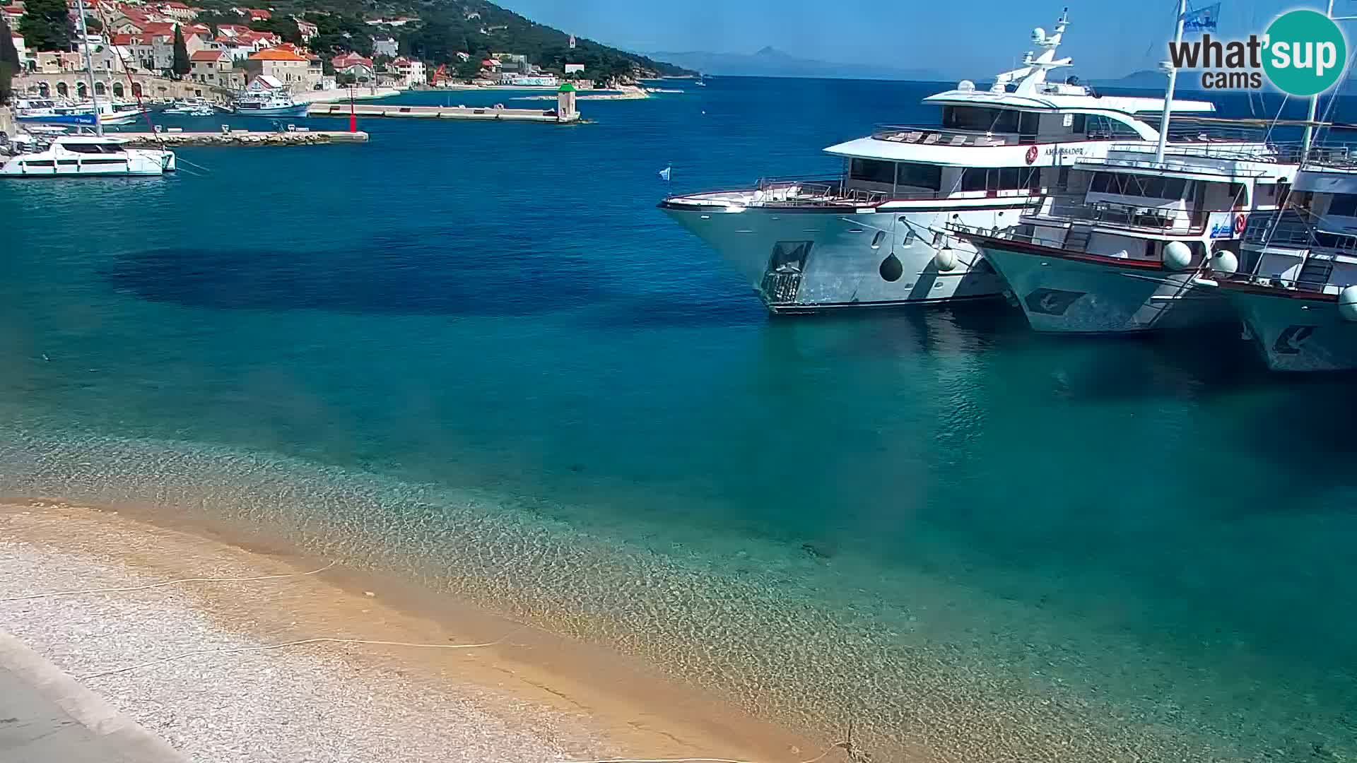 Webcam Bol Hafen & Ortszentrum – Liveblick aus Bol auf der Insel Brač