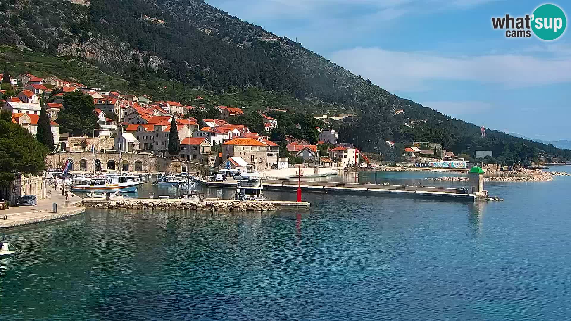 Webcam Bol Centro e Marina – Vista live dal porto di Bol