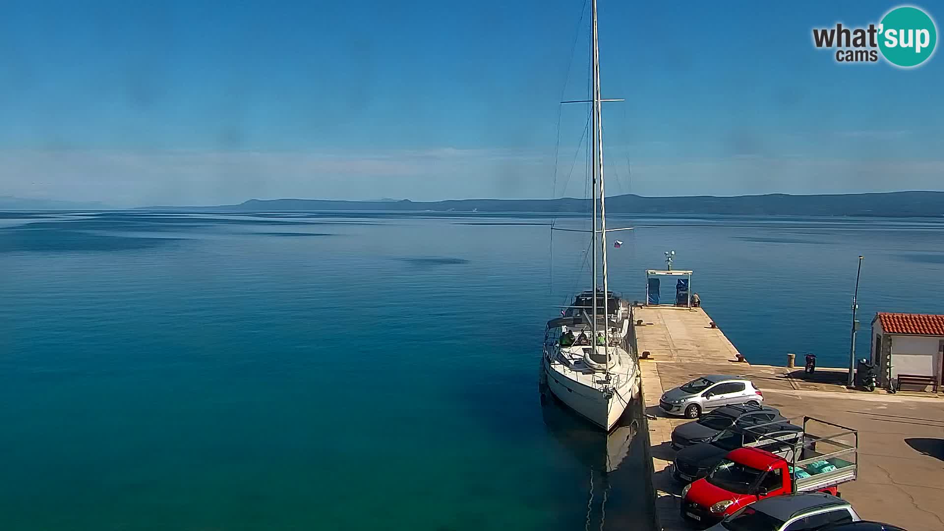 Webcam Bol Town Center & Marina – Live View from Bol, Brač