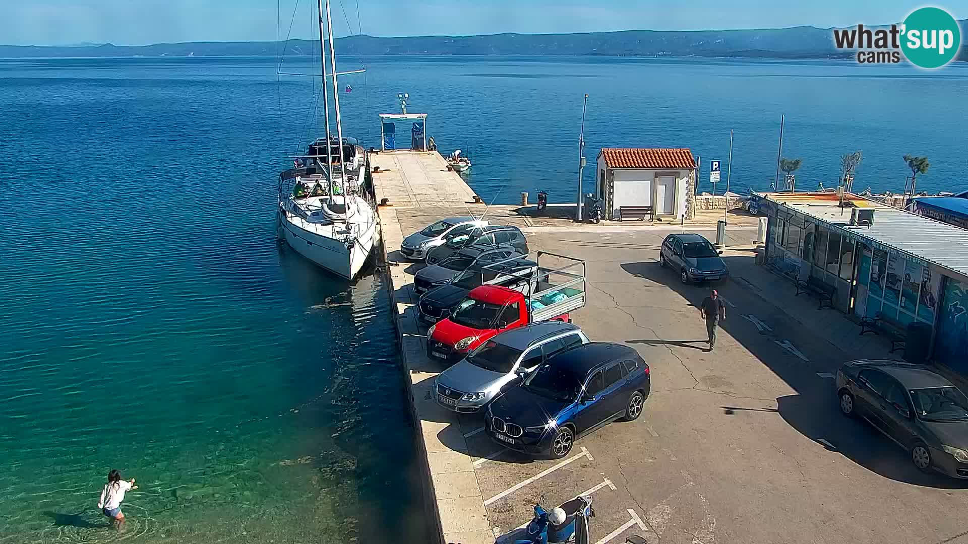 Webcam Bol Hafen & Ortszentrum – Liveblick aus Bol auf der Insel Brač