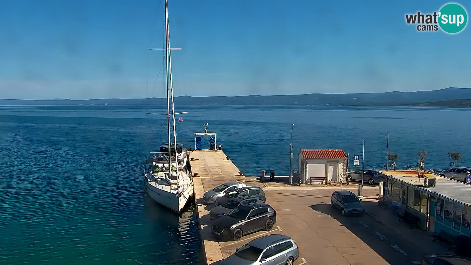 Webcam Bol Town Center & Marina – Live View from Bol, Brač