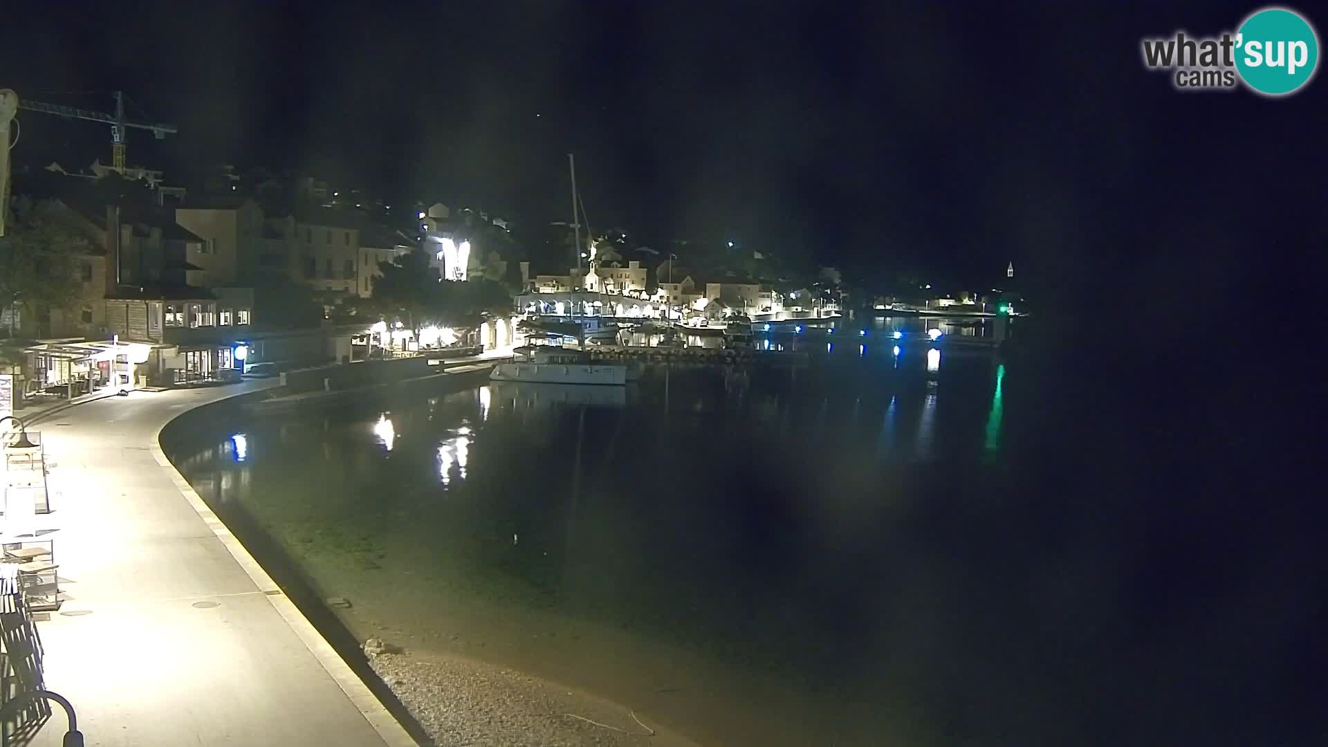 Webcam Bol Centro e Marina – Vista live dal porto di Bol