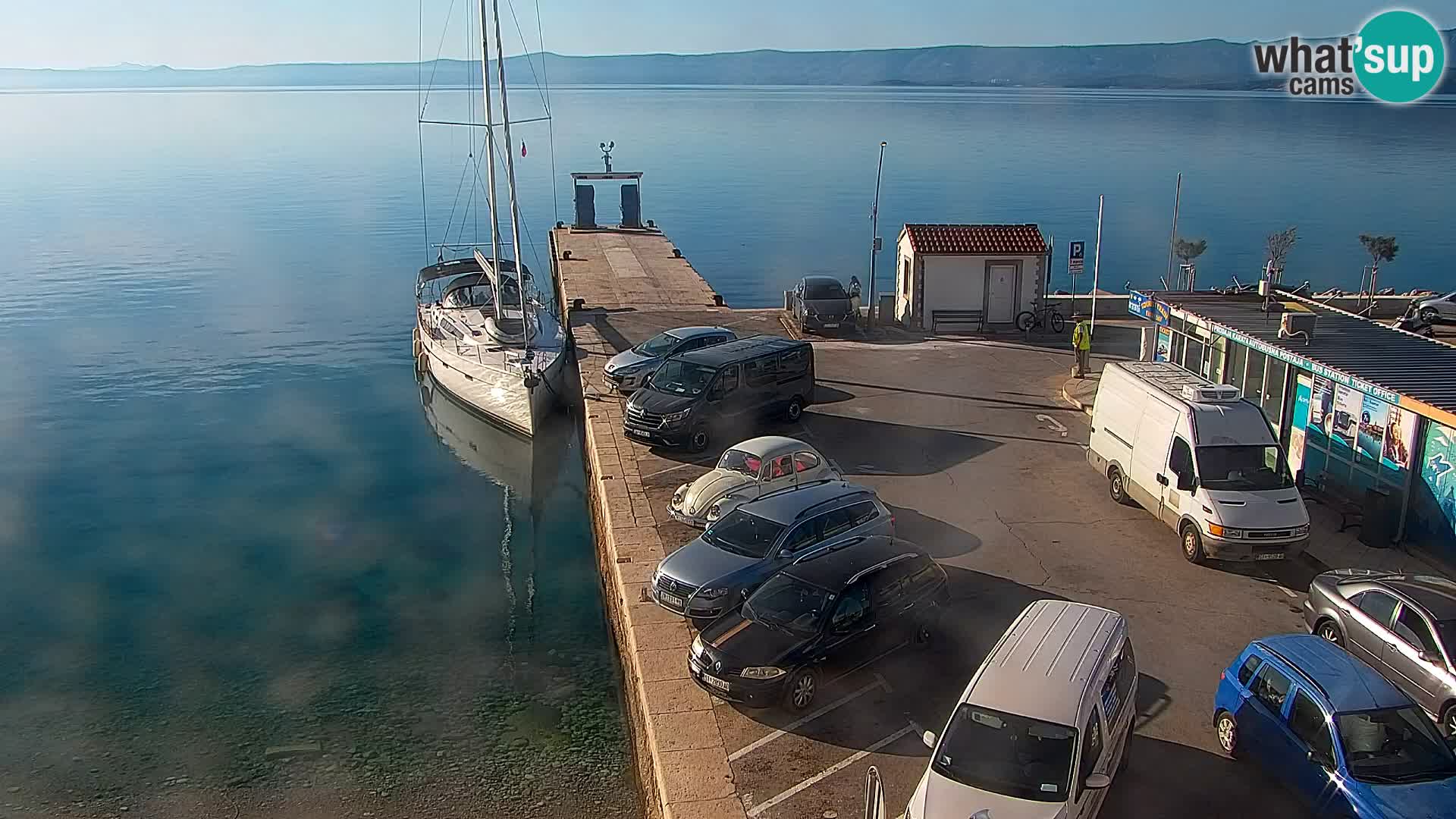 Webcam Bol Town Center & Marina – Live View from Bol, Brač