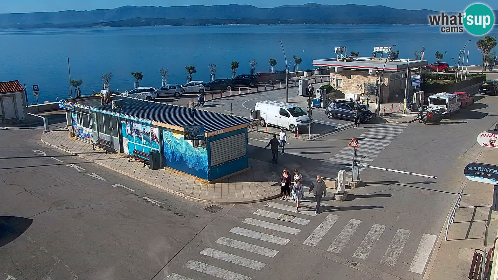 Webcam Bol Centro e Marina – Vista live dal porto di Bol