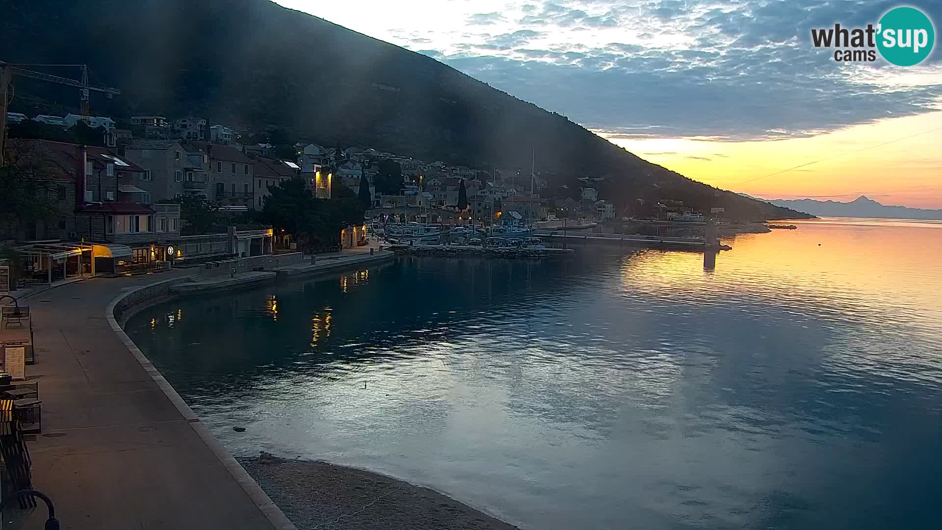 Webcam Bol Town Center & Marina – Live View from Bol, Brač