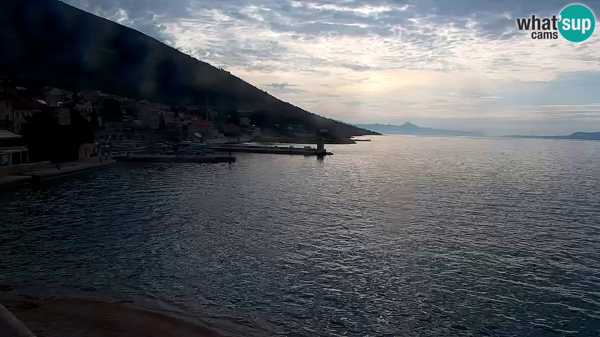 Webcam Bol Hafen & Ortszentrum – Liveblick aus Bol auf der Insel Brač
