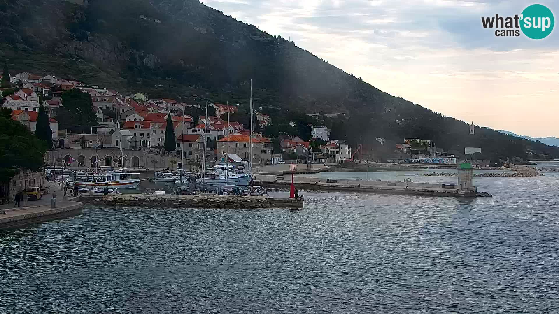 Webcam Bol Town Center & Marina – Live View from Bol, Brač