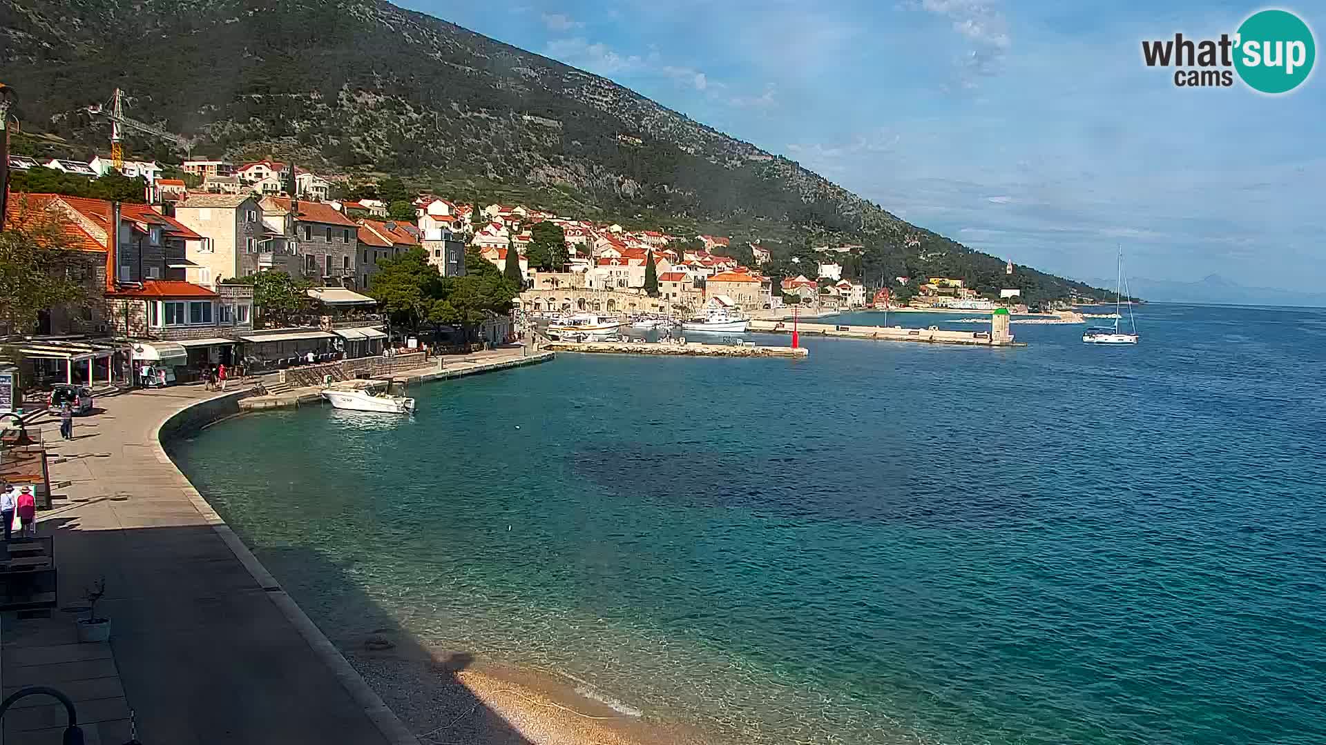 Webcam Bol Centro e Marina – Vista live dal porto di Bol