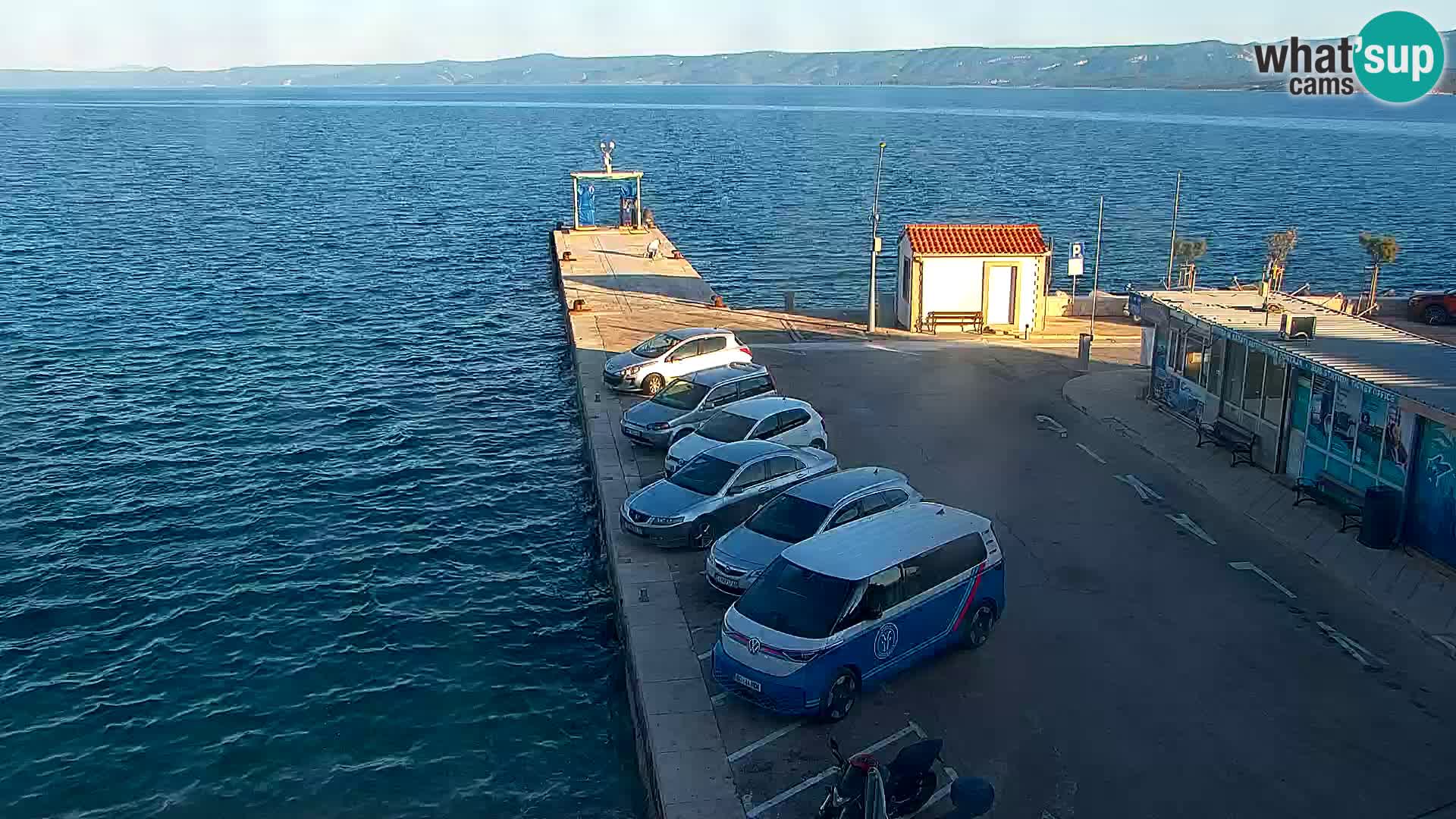 Webcam Bol Centro e Marina – Vista live dal porto di Bol