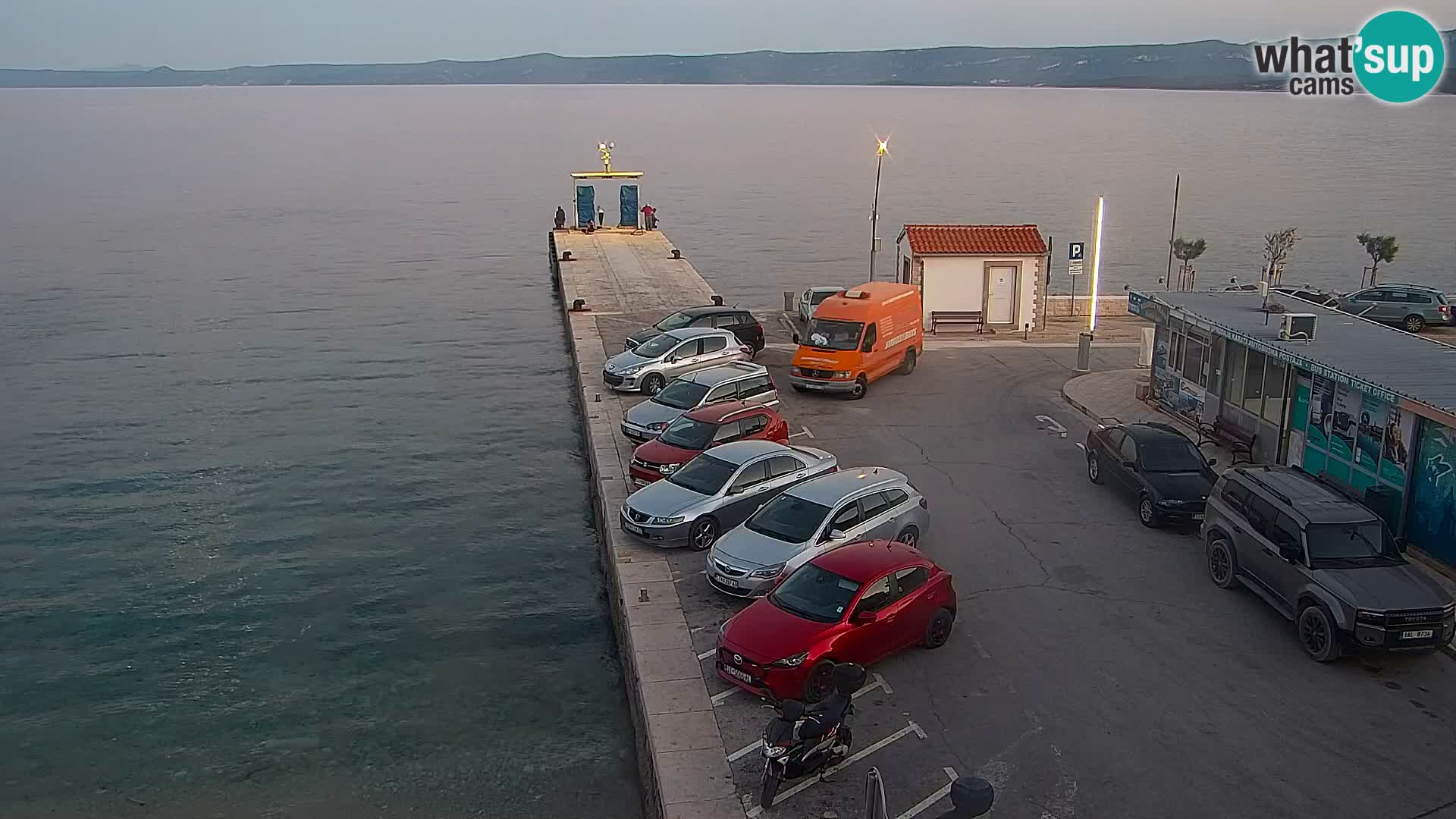 Webcam Bol Town Center & Marina – Live View from Bol, Brač