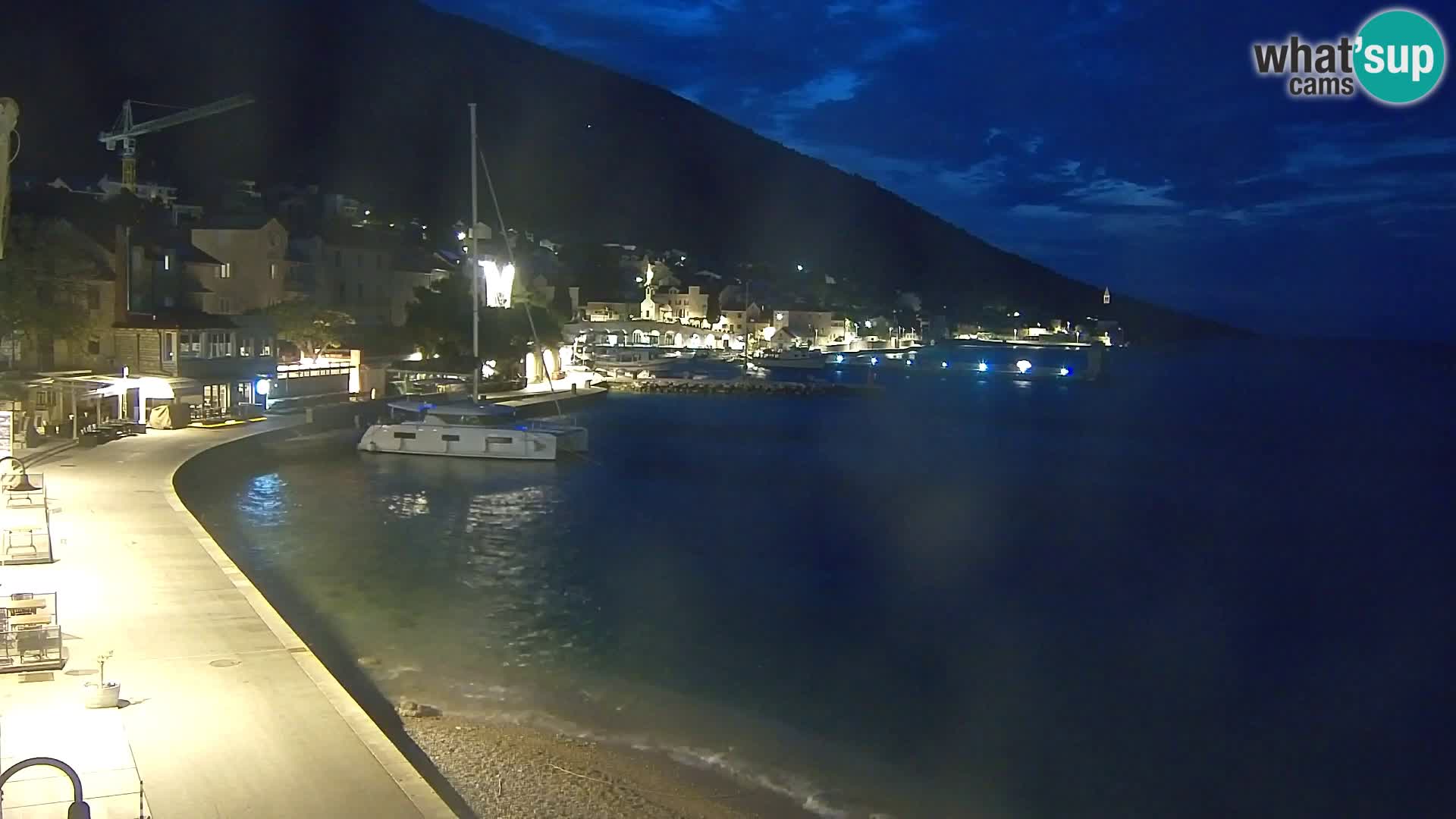 Webcam Bol Town Center & Marina – Live View from Bol, Brač