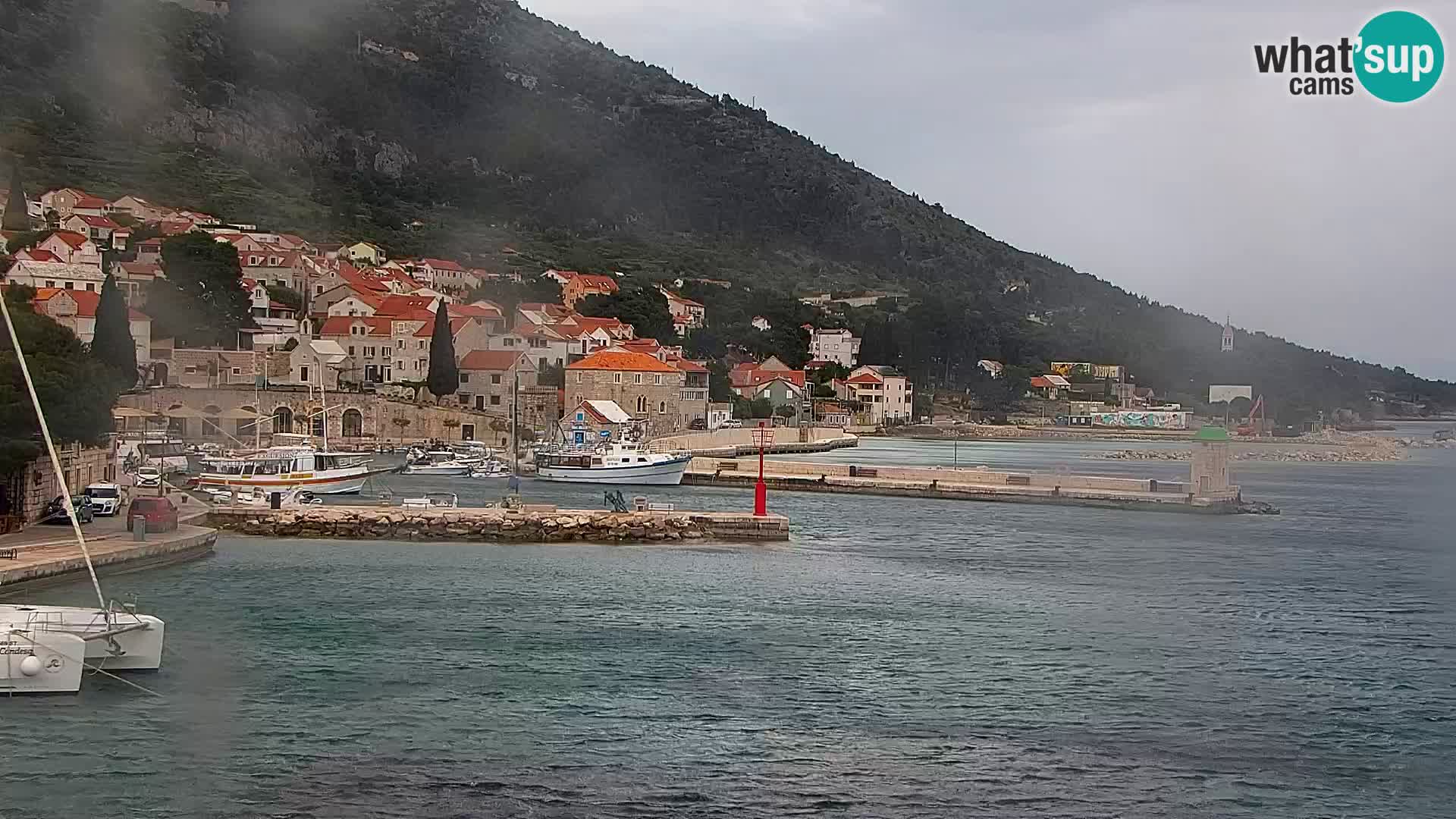 Webcam Bol Hafen & Ortszentrum – Liveblick aus Bol auf der Insel Brač